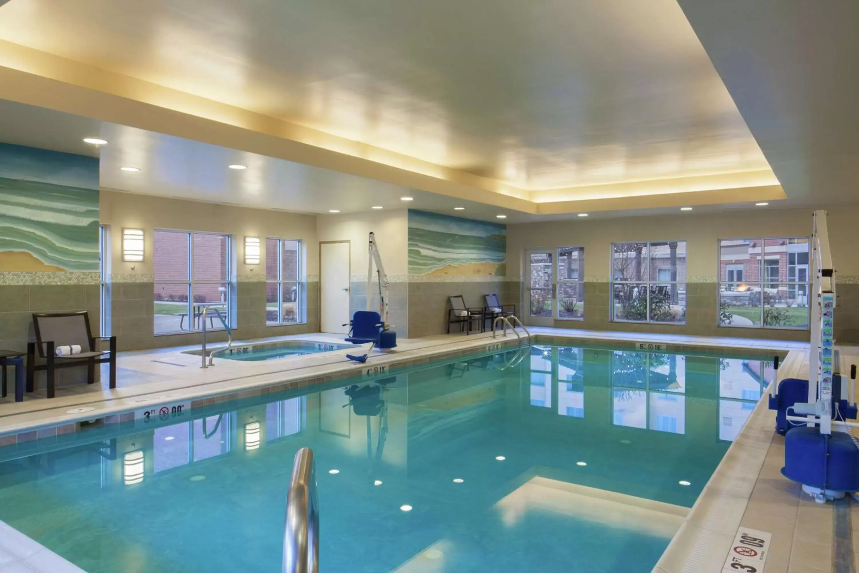 Swimming Pool in Homewood Suites by Hilton Pittsburgh-Southpointe