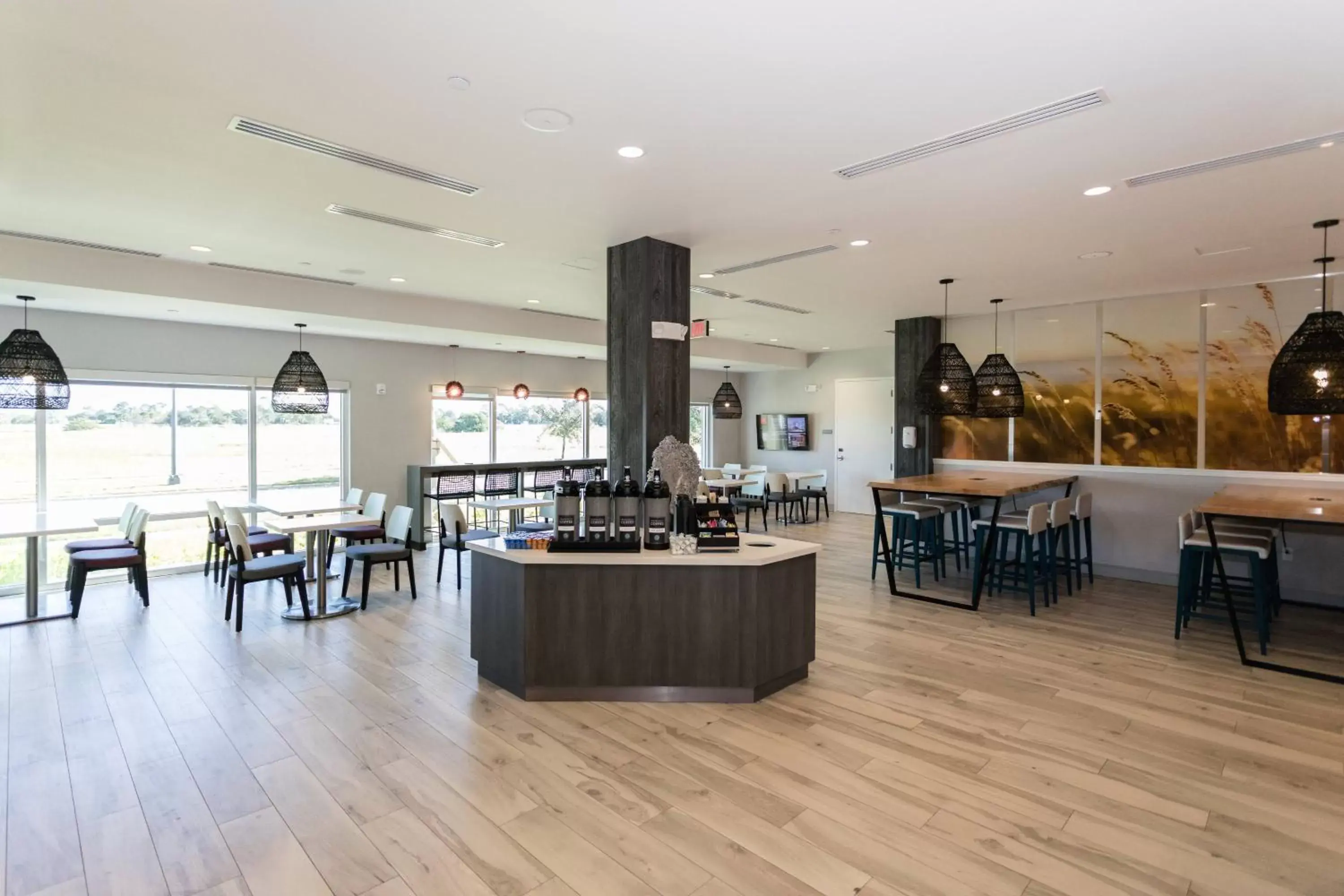 Breakfast, Restaurant/Places to Eat in TownePlace Suites Port St. Lucie I-95