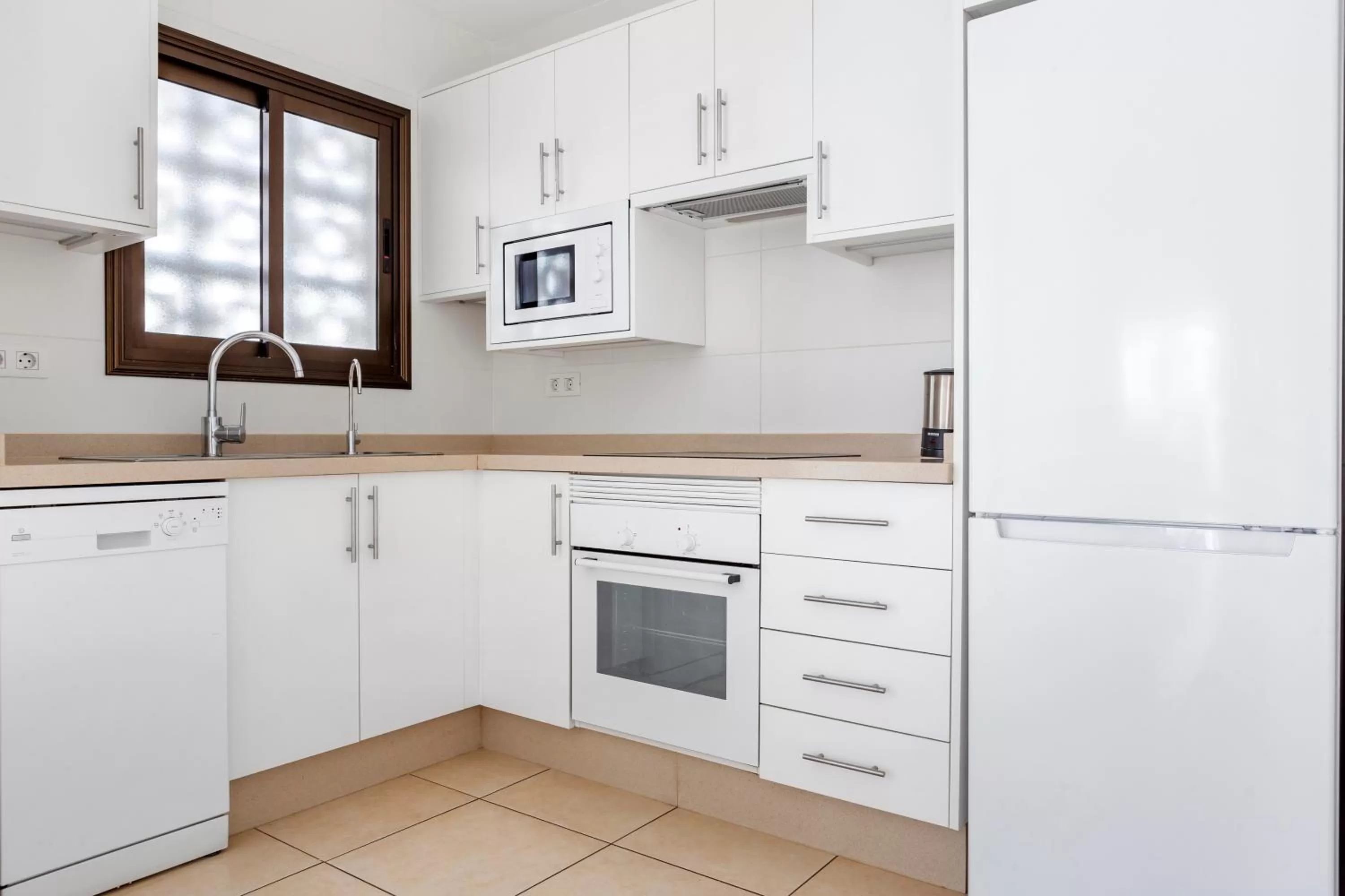 kitchen in Sunset Bay Club