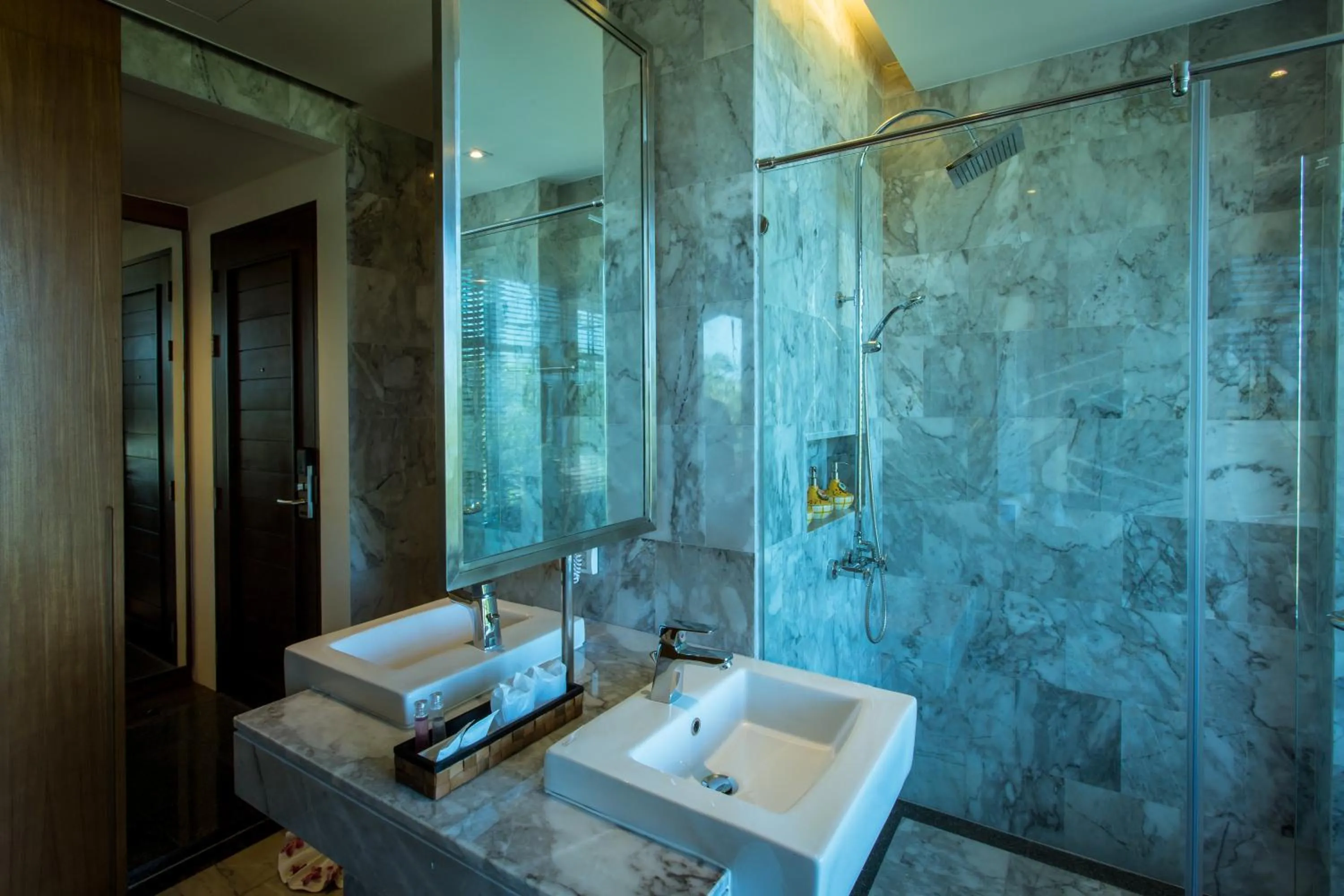 Bathroom in Chalong Chalet Resort