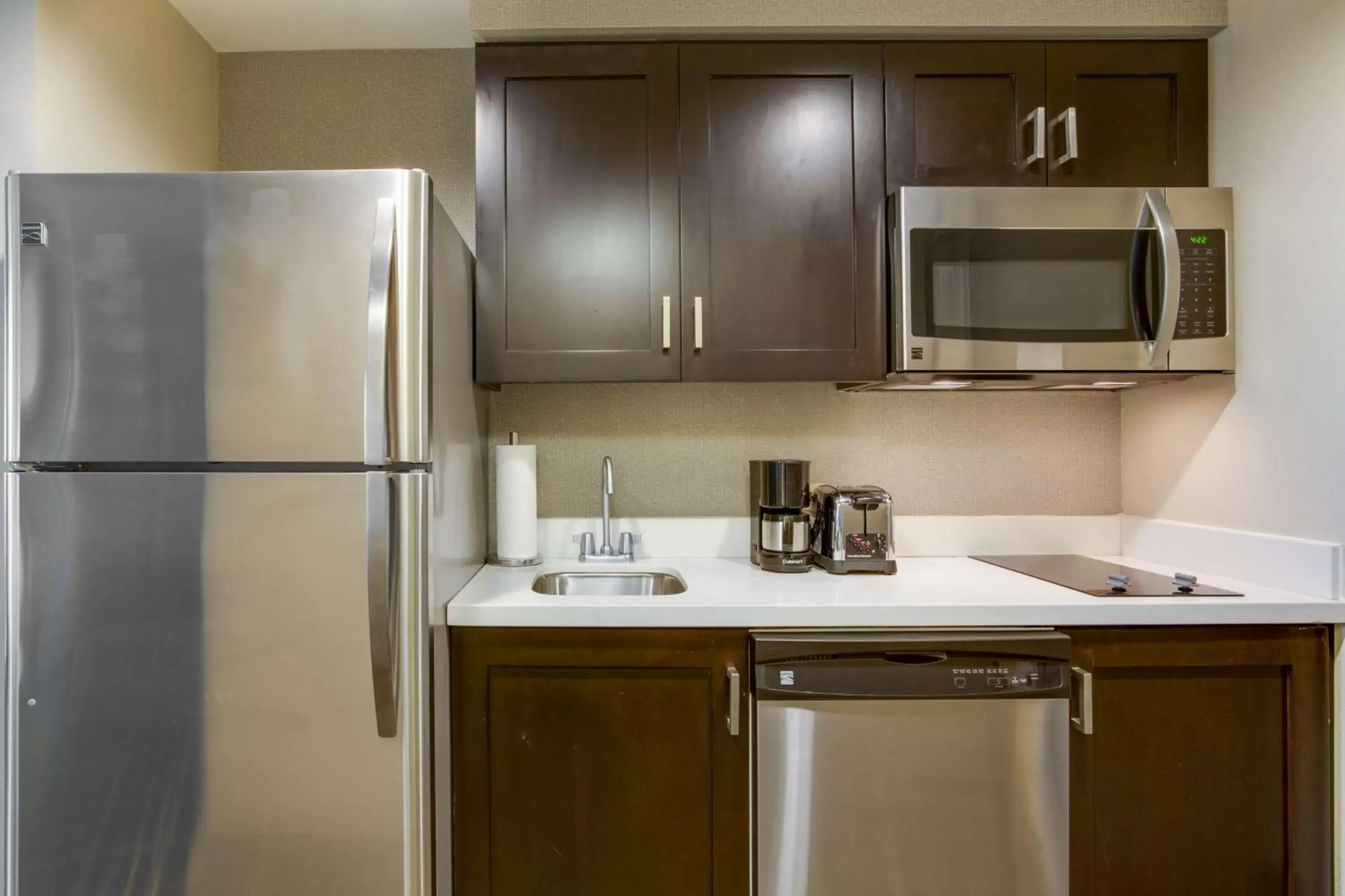 Kitchen or kitchenette, Kitchen/Kitchenette in Homewood Suites Savannah Historic District/Riverfront