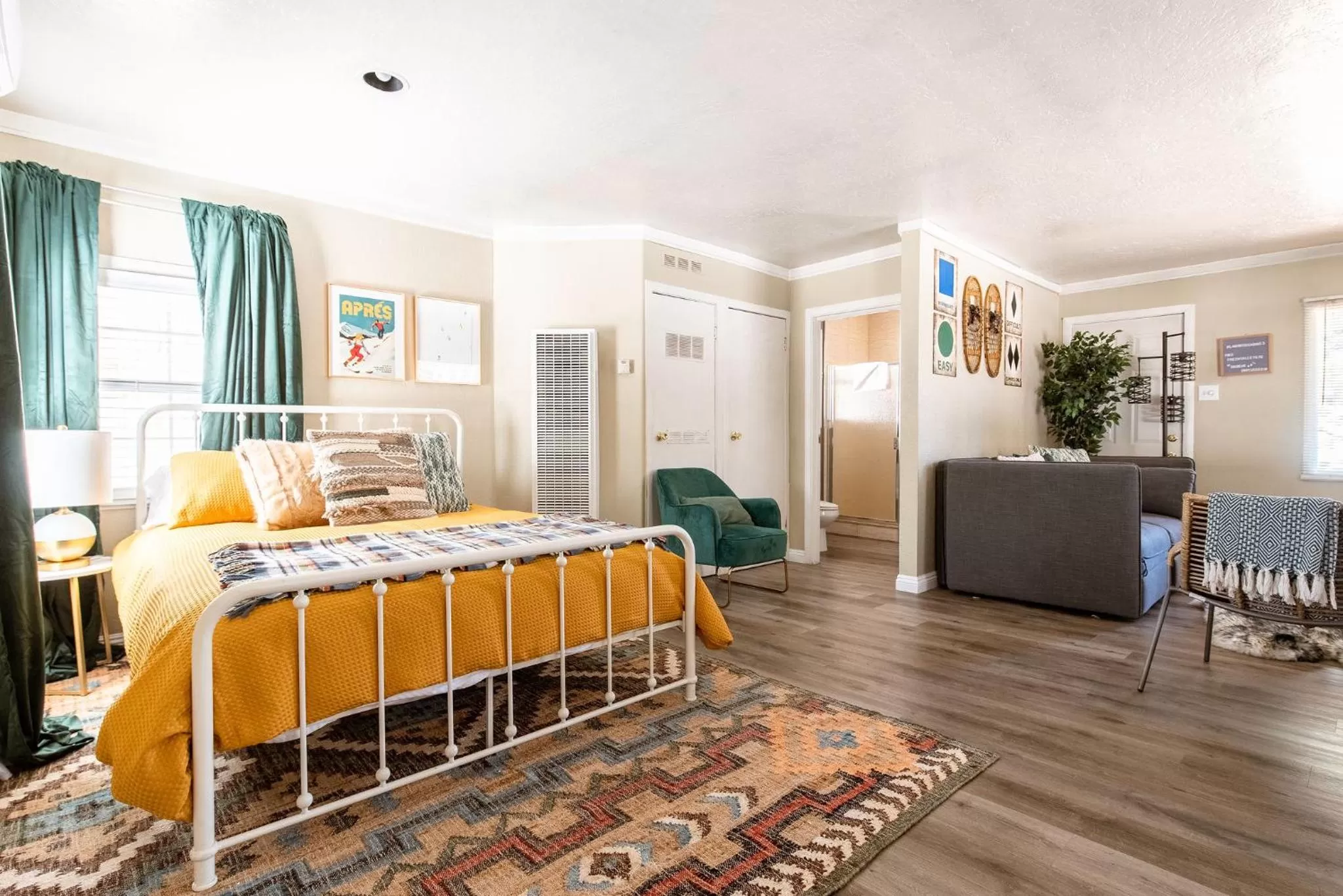 Bed in Lakewood Cabins