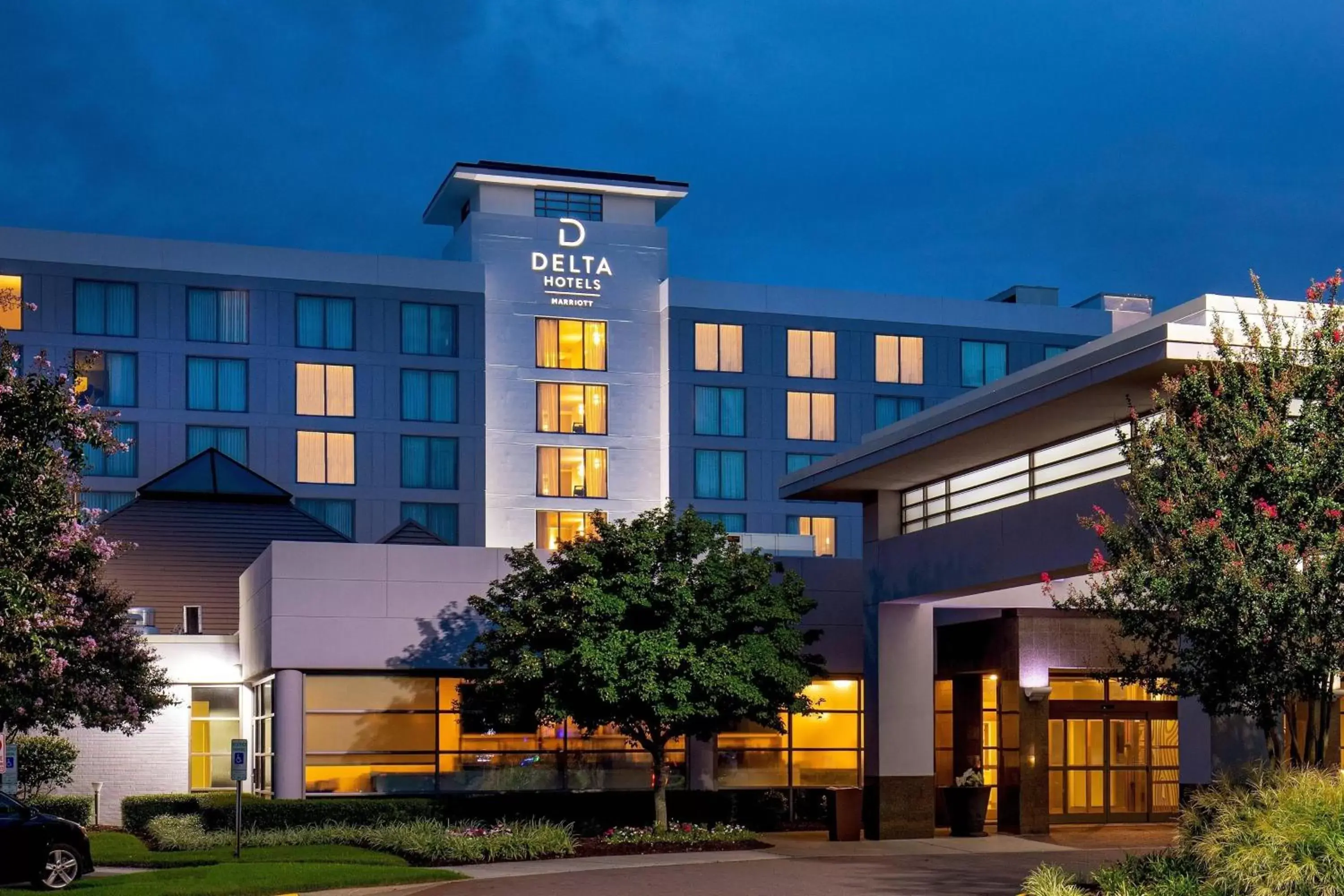 Property Building in Delta Hotels by Marriott Chesapeake Norfolk