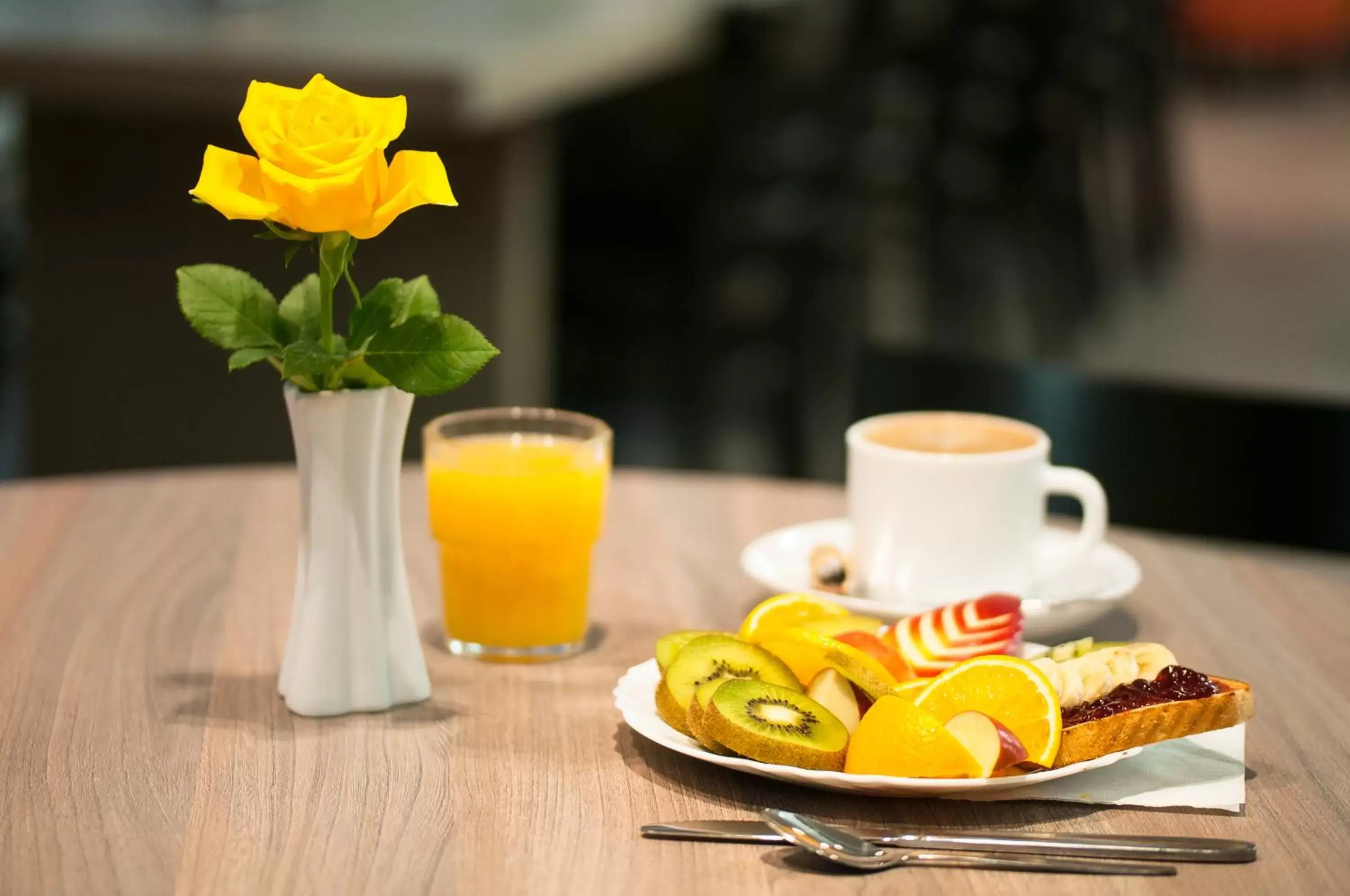 Breakfast in A&O Dresden Hauptbahnhof