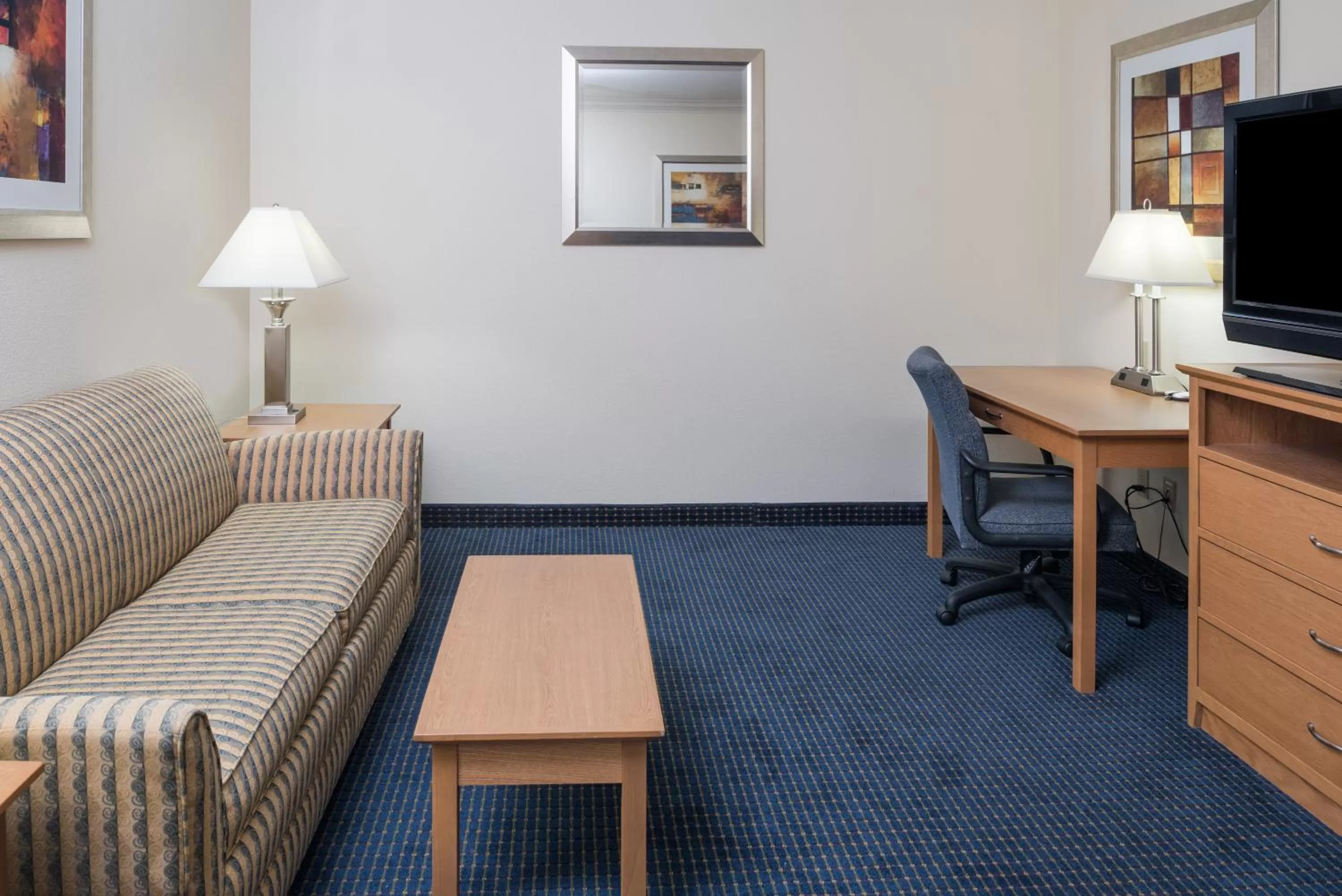 King Studio Suite - Non-Smoking in Wingate by Wyndham Spokane Airport