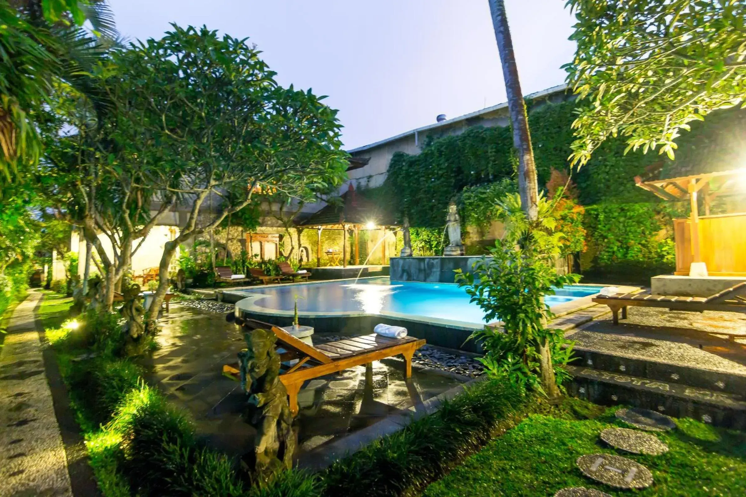 Swimming pool in Sahadewa Resort & Spa Swimming pool in Sahadewa Resort & Spa