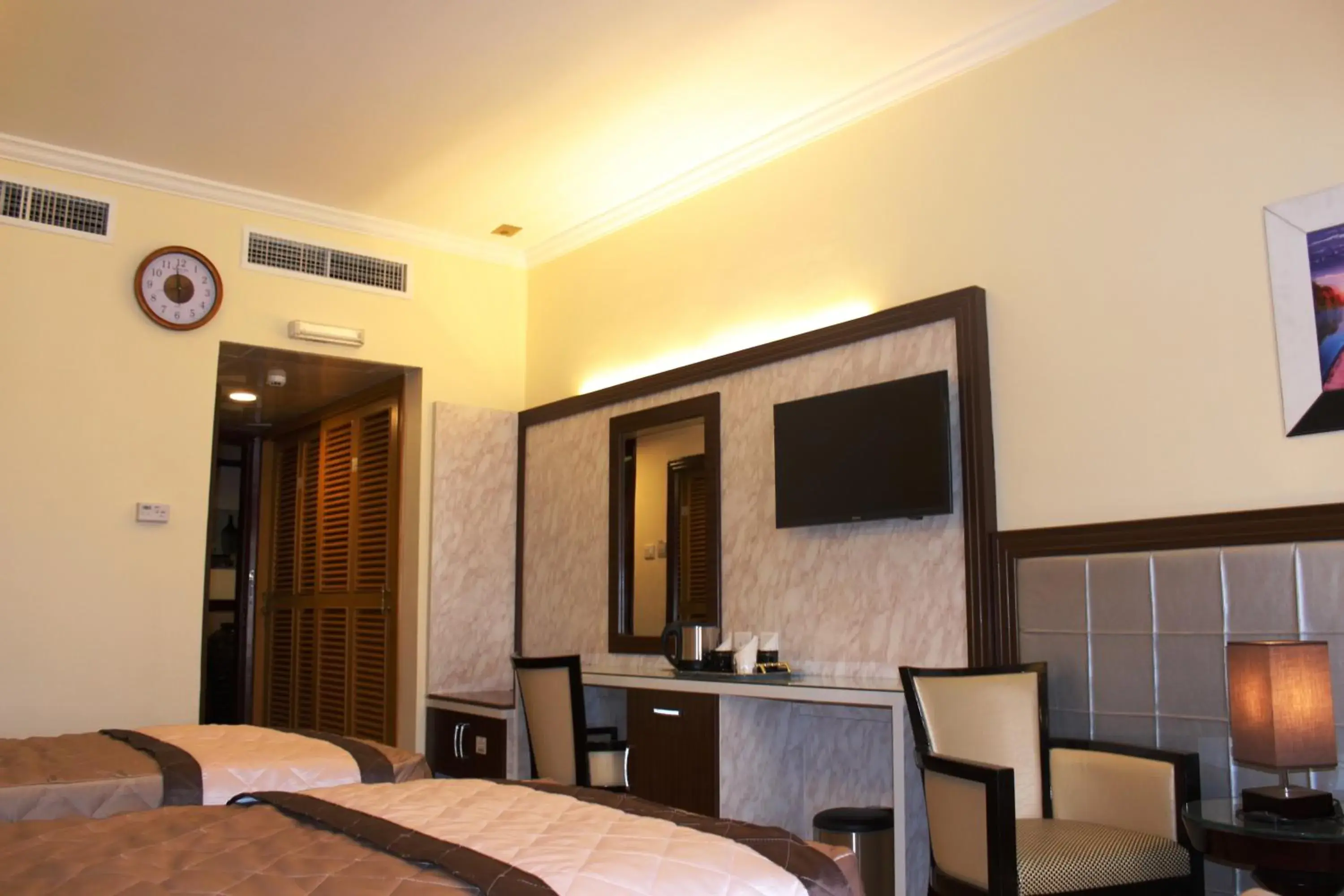 Bedroom in Al Khaleej Grand Hotel