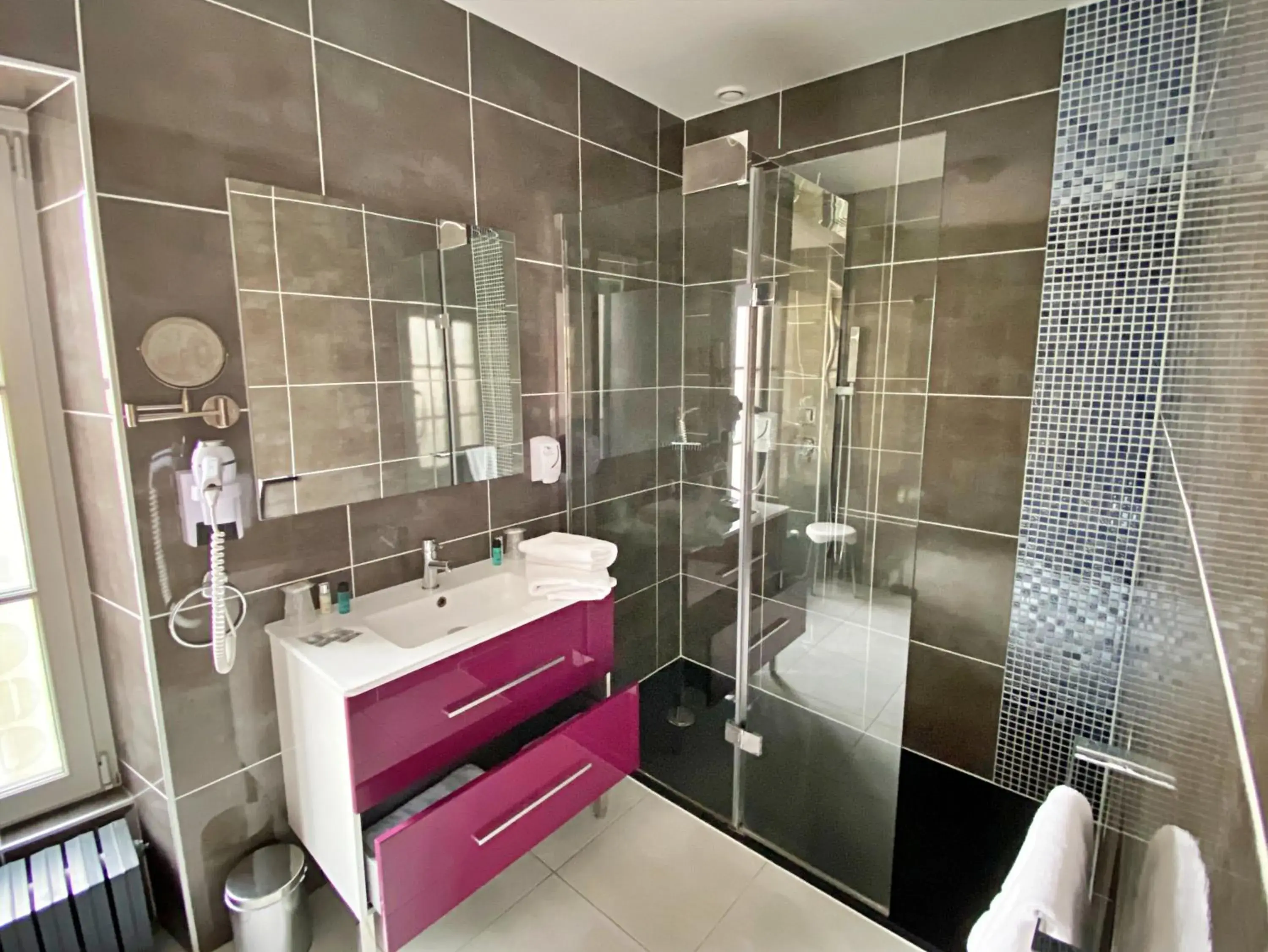 Bathroom in Grand Hotel du Luxembourg