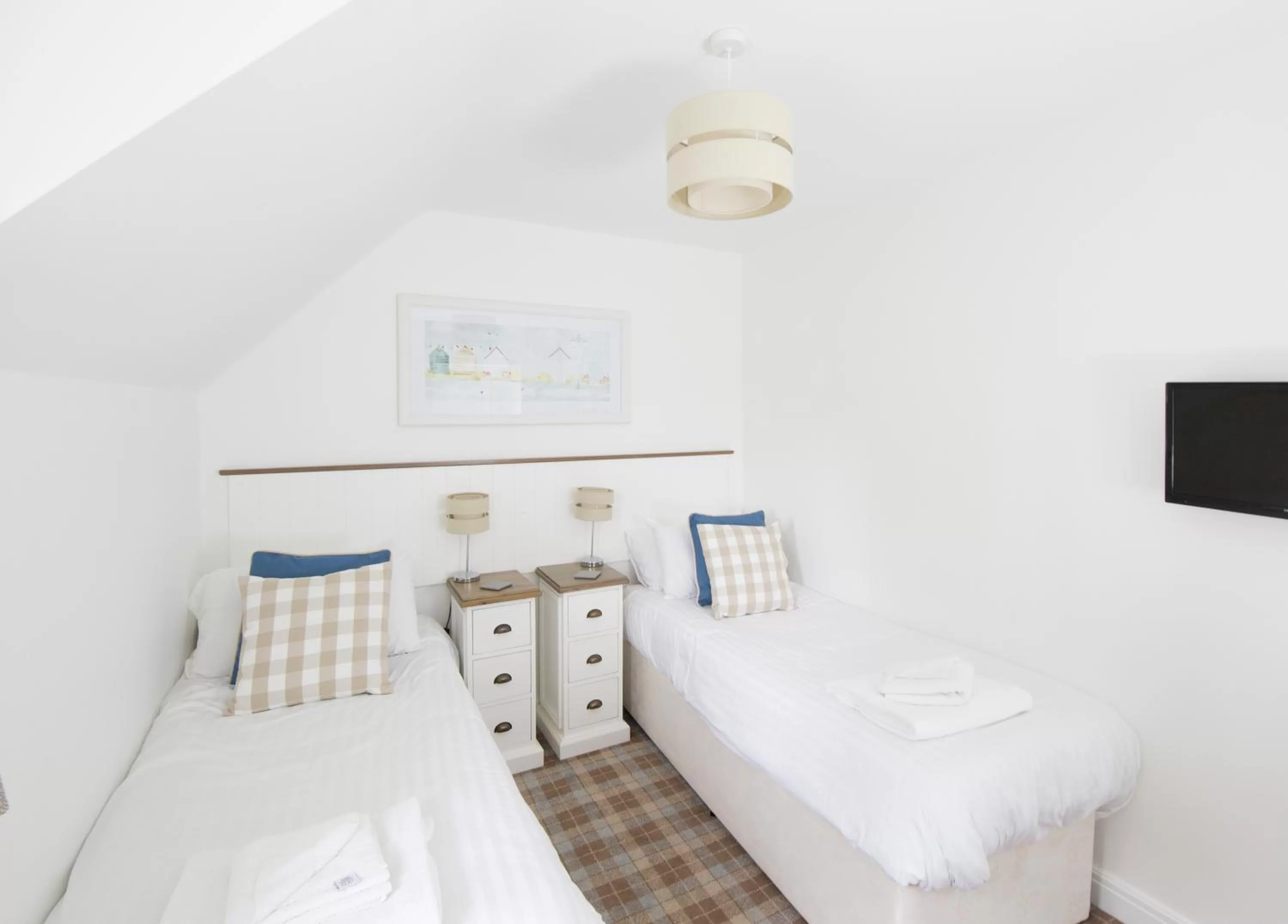 6 Berth Superior Cottage 3 Bed (2xD 1xT) in The Bay Filey Holiday Village