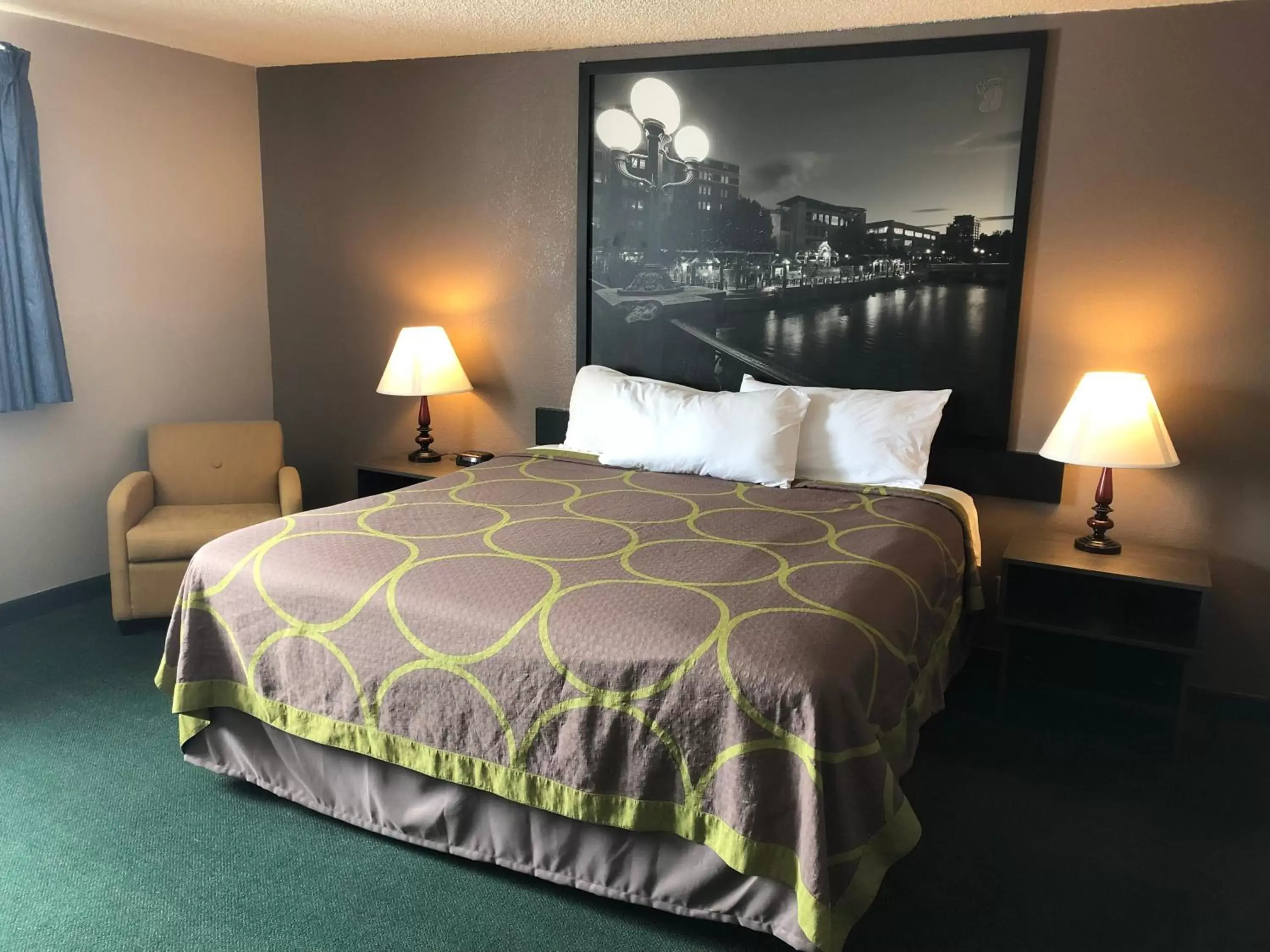 Bed in Super 8 by Wyndham Winnemucca NV