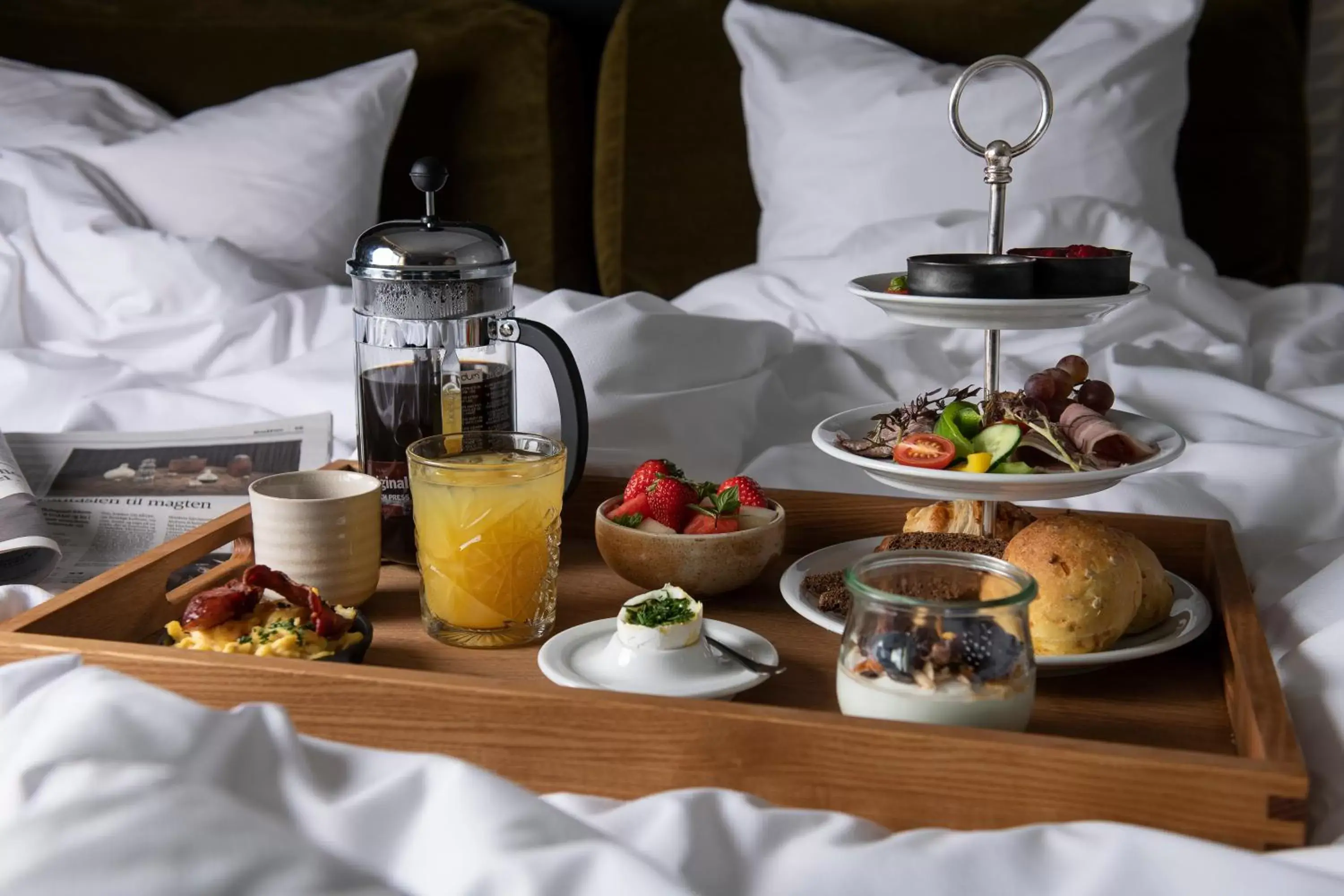 Breakfast, Bed in Pier 5 Hotel Breakfast, Bed in Pier 5 Hotel