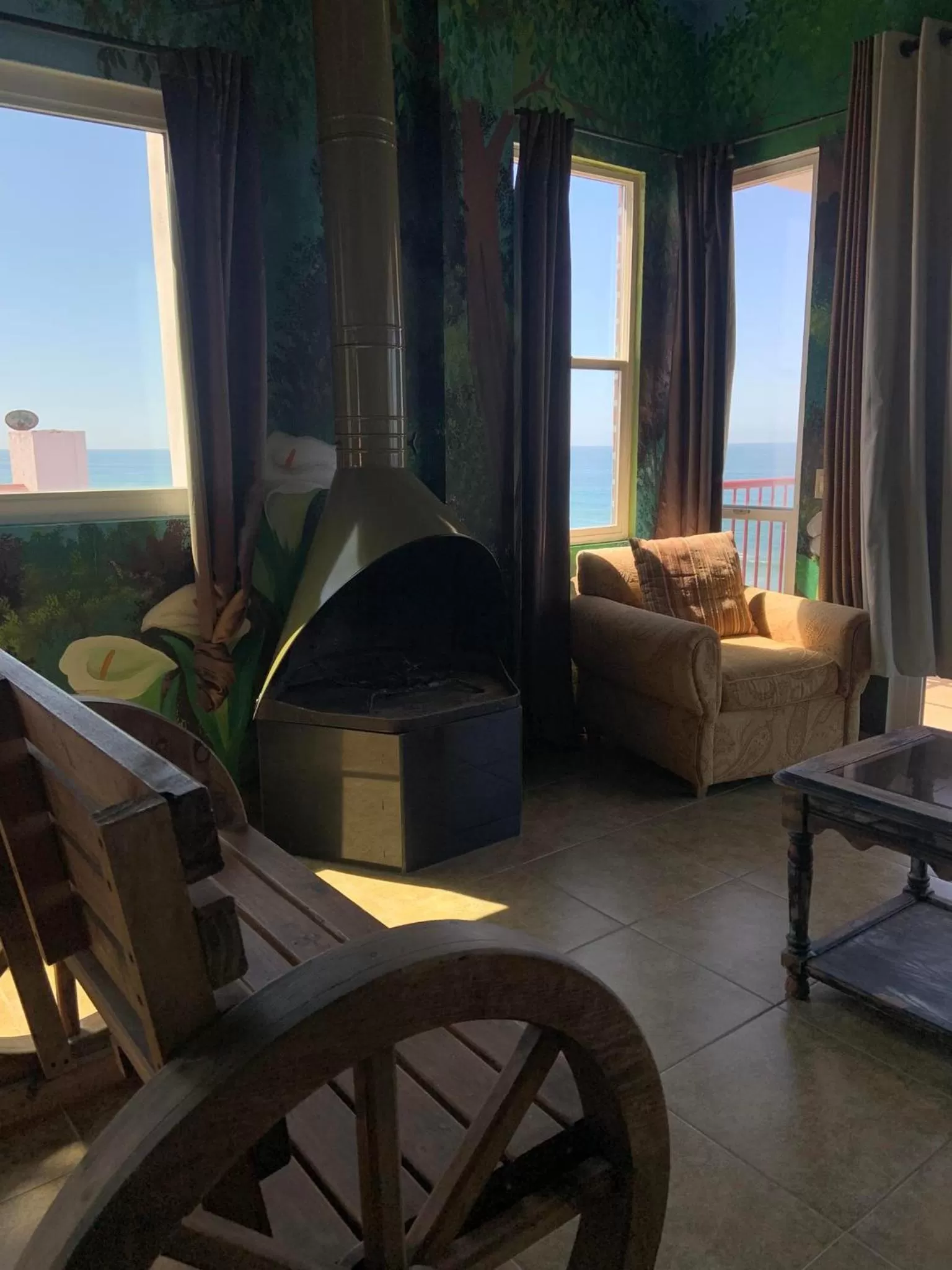 Living room in Poco Cielo Hotel