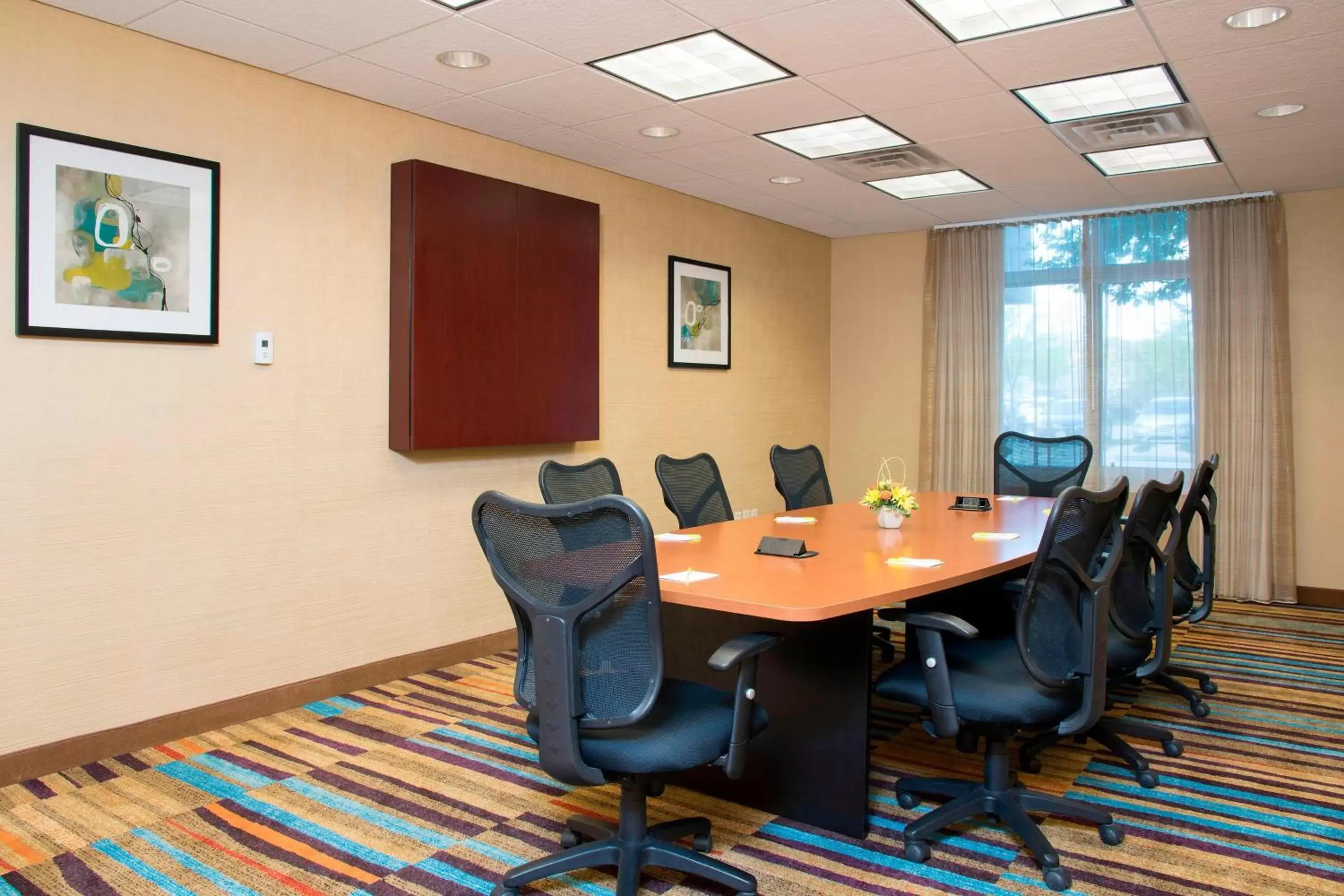 Meeting/conference room in Fairfield Inn & Suites by Marriott Omaha Downtown