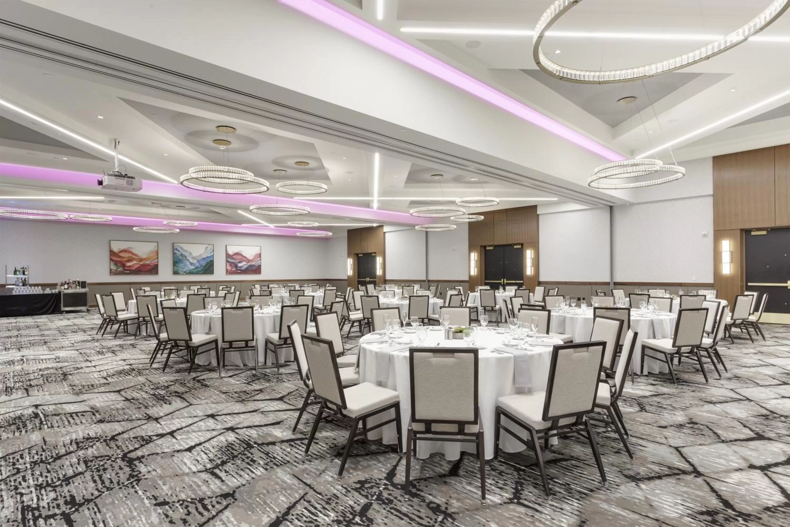 Banquet/Function facilities in Crowne Plaza Lansing by IHG