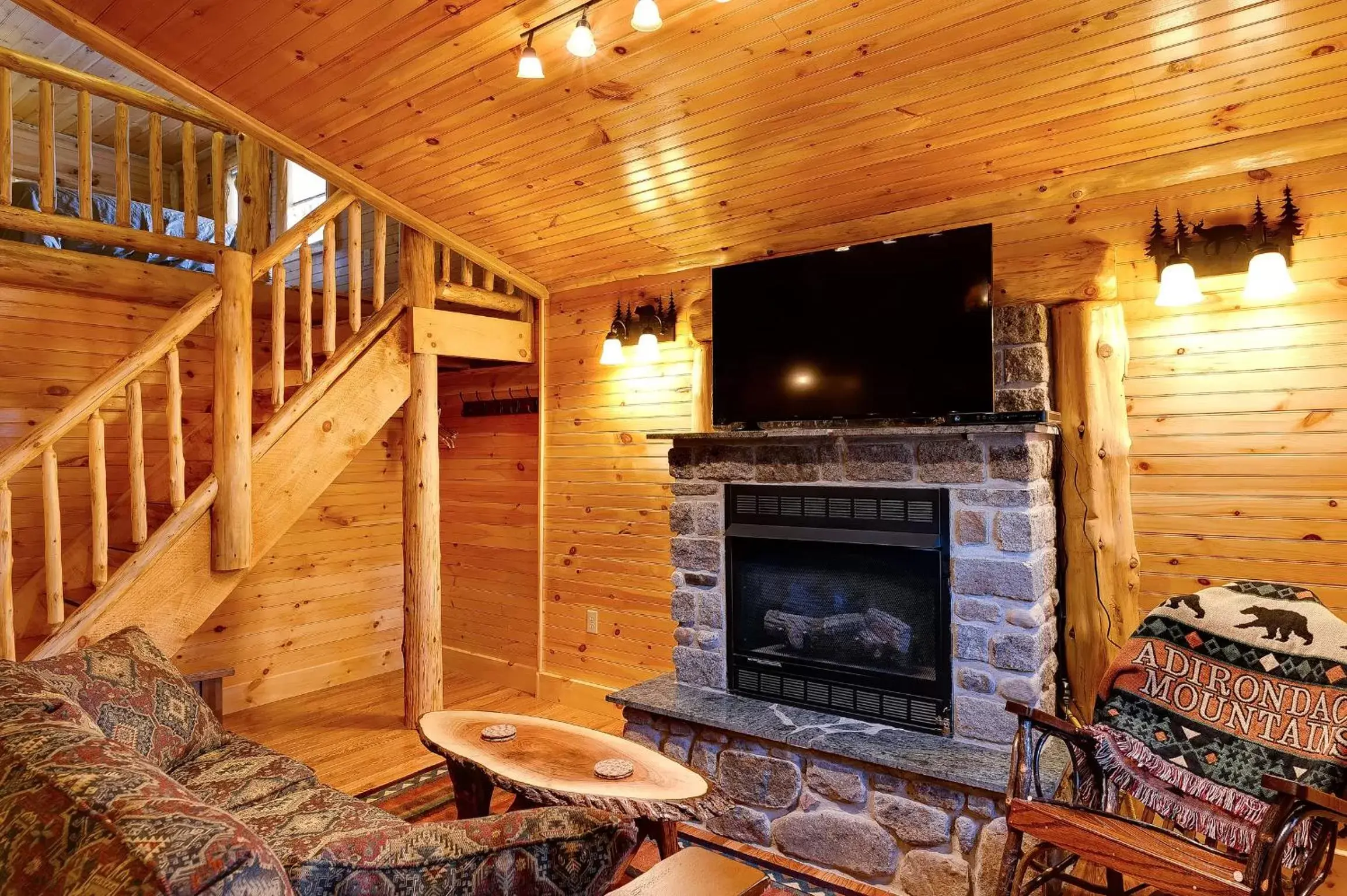 TV and multimedia, BBQ Facilities in Cobble Mountain Lodge