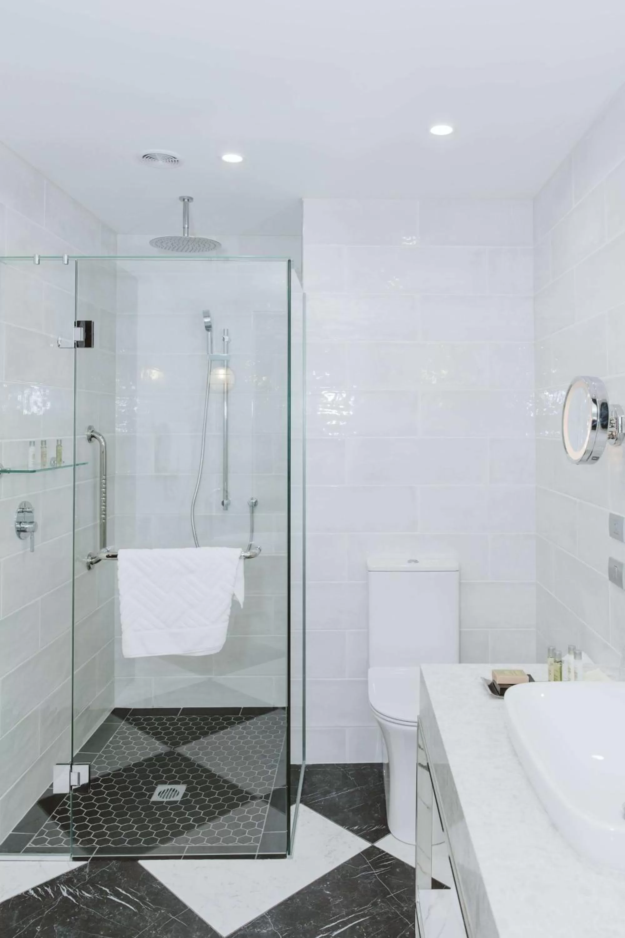 Bathroom in Doubletree By Hilton Wellington