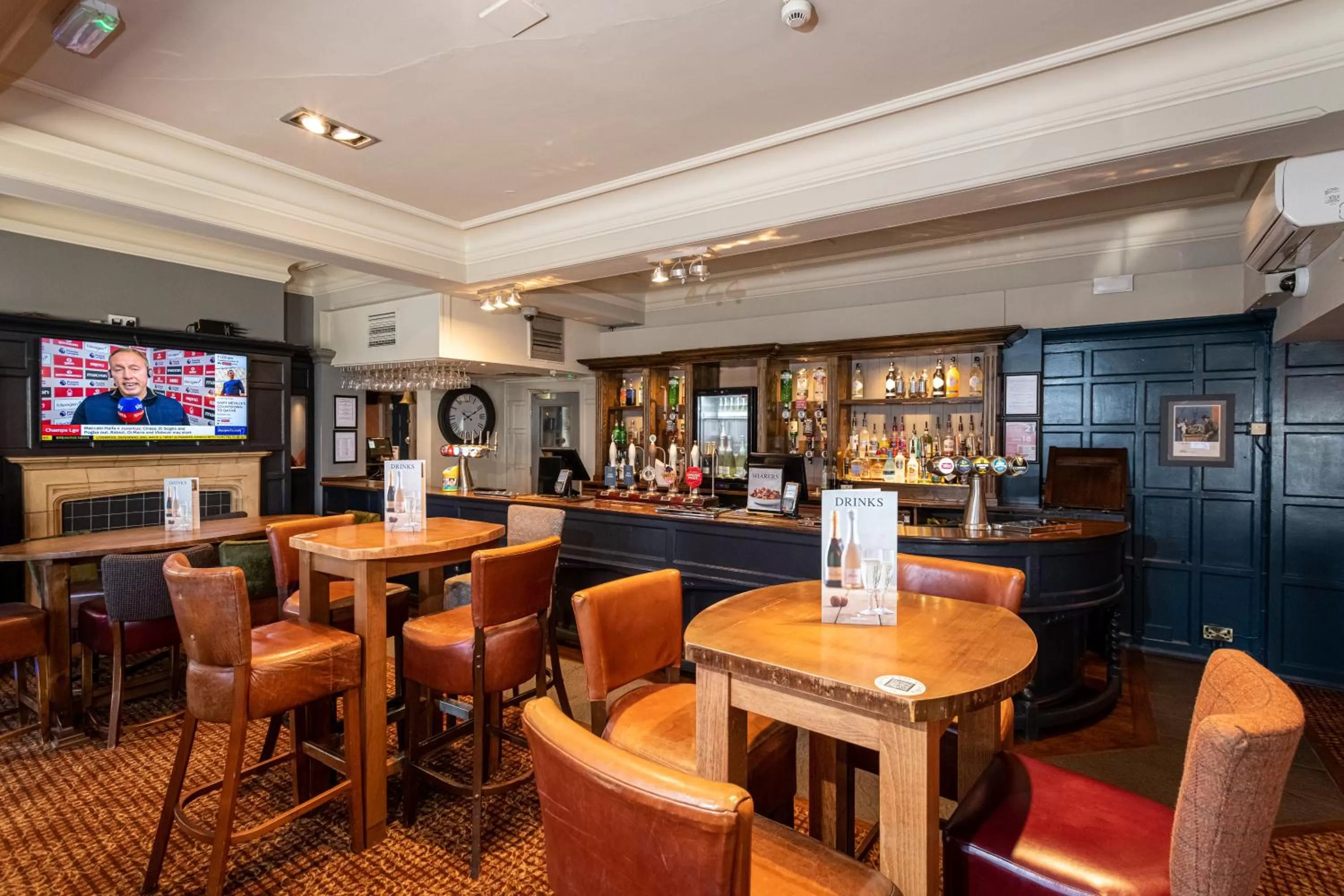 Restaurant/places to eat in The Railway by Innkeeper's Collection