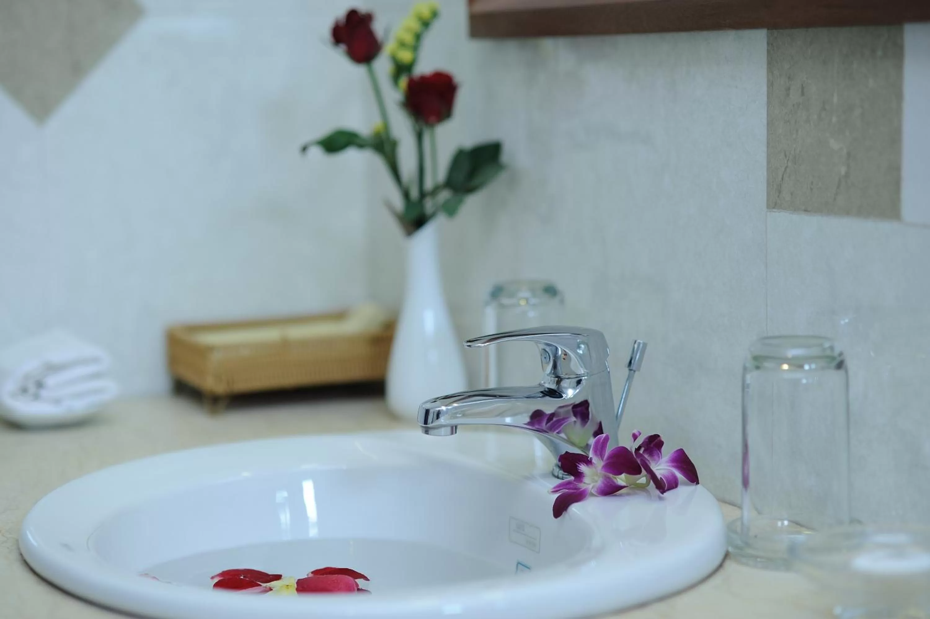 Photo of the whole room in Hoang Yen Hotel