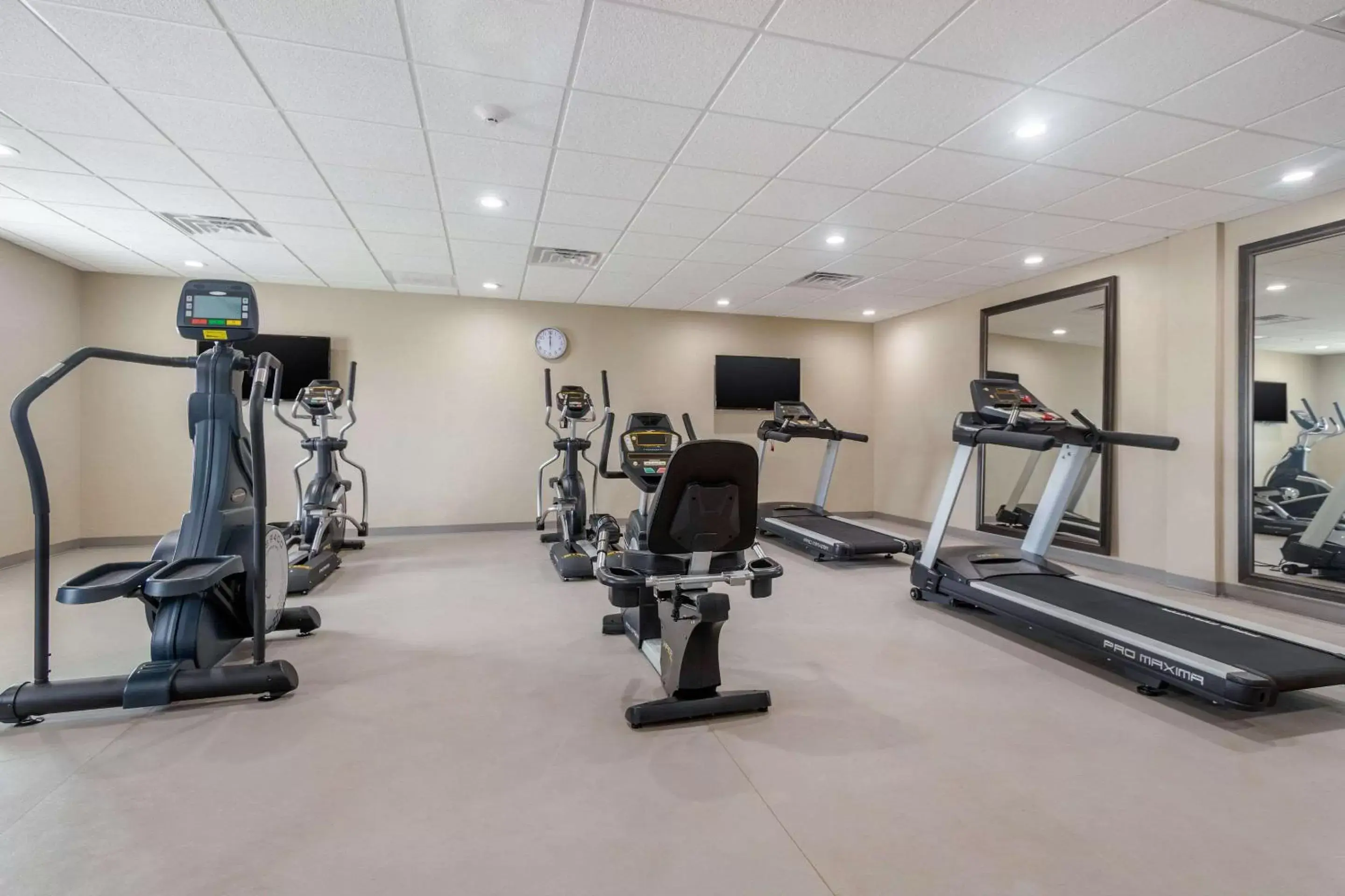 Fitness centre/facilities, Fitness Center/Facilities in MainStay Suites Bricktown - near Medical Center