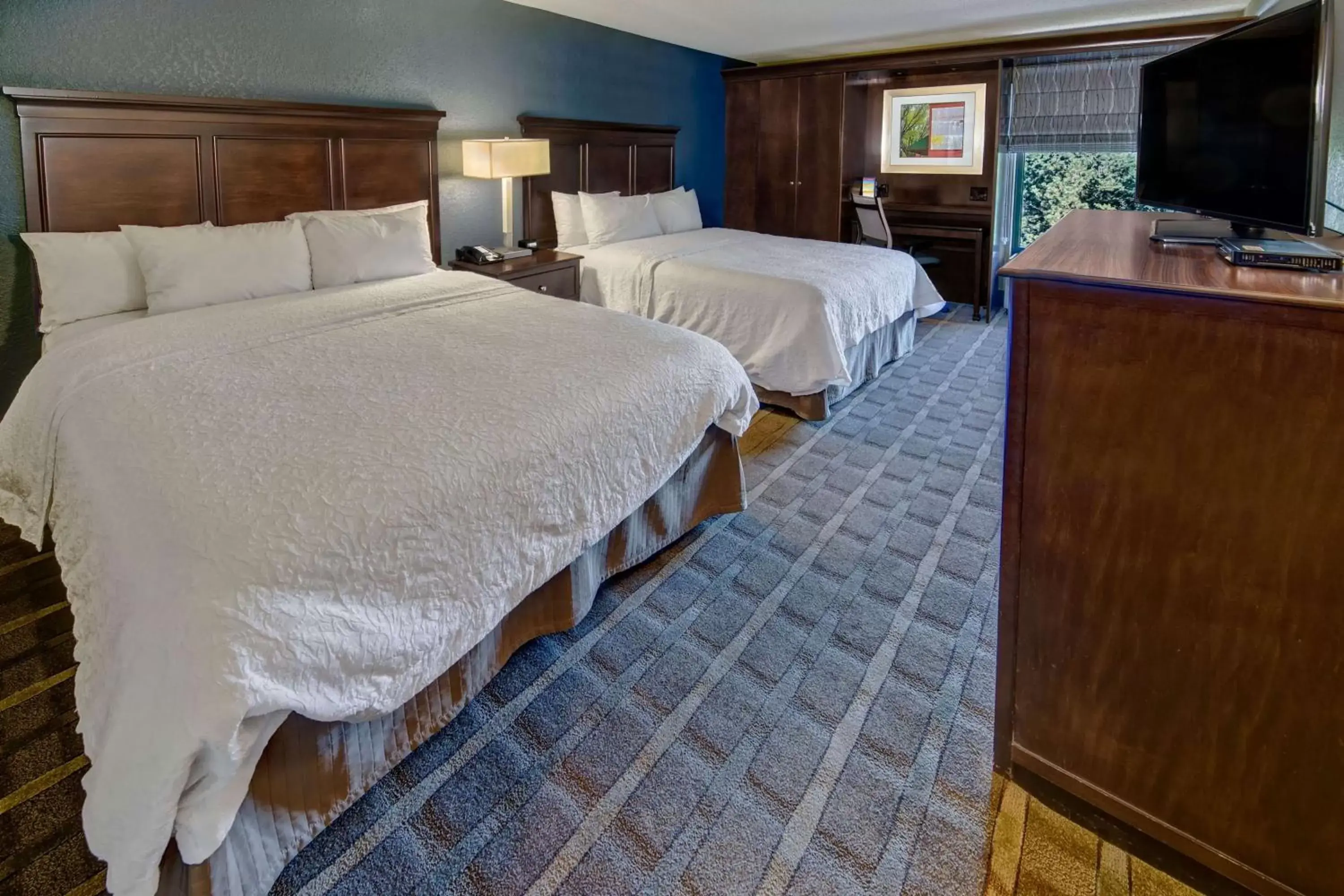 Bedroom, Bed in Hampton Inn Atlanta-Peachtree Corners/Norcross