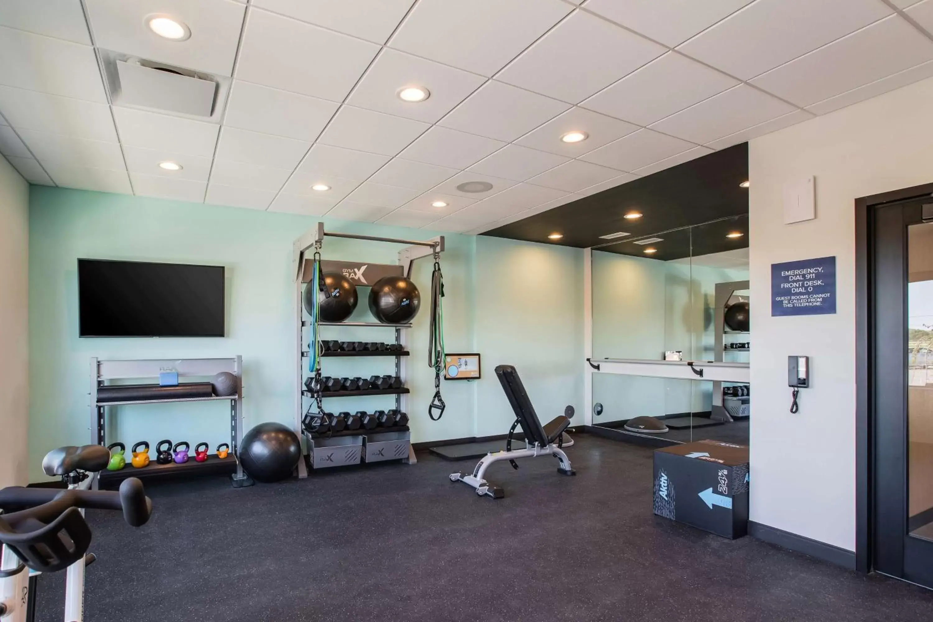 Fitness centre/facilities, Fitness Center/Facilities in Tru By Hilton Saint Joseph