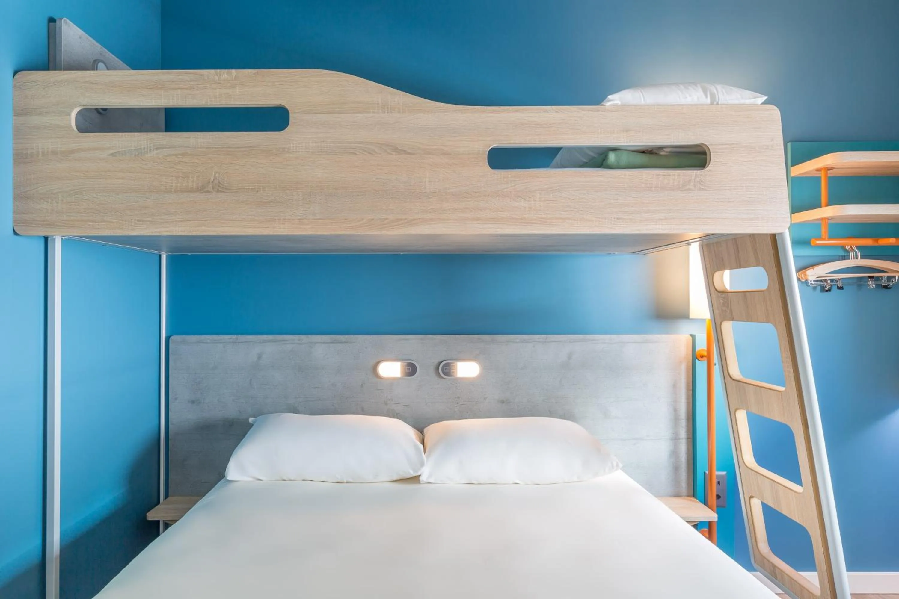 bunk bed, Bed in ibis budget Geneve Palexpo Aeroport