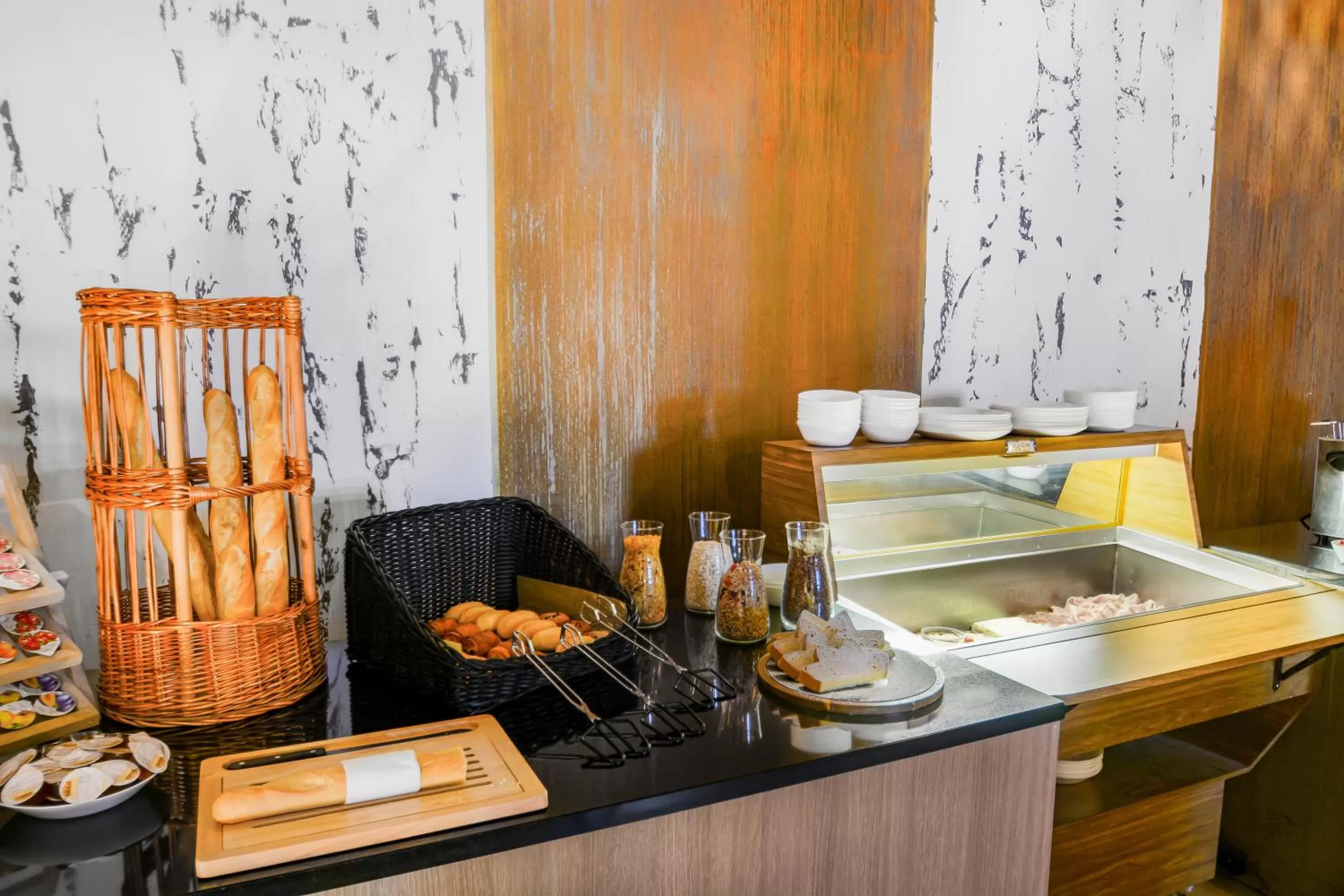 Breakfast in Neuchâtel City Hôtel