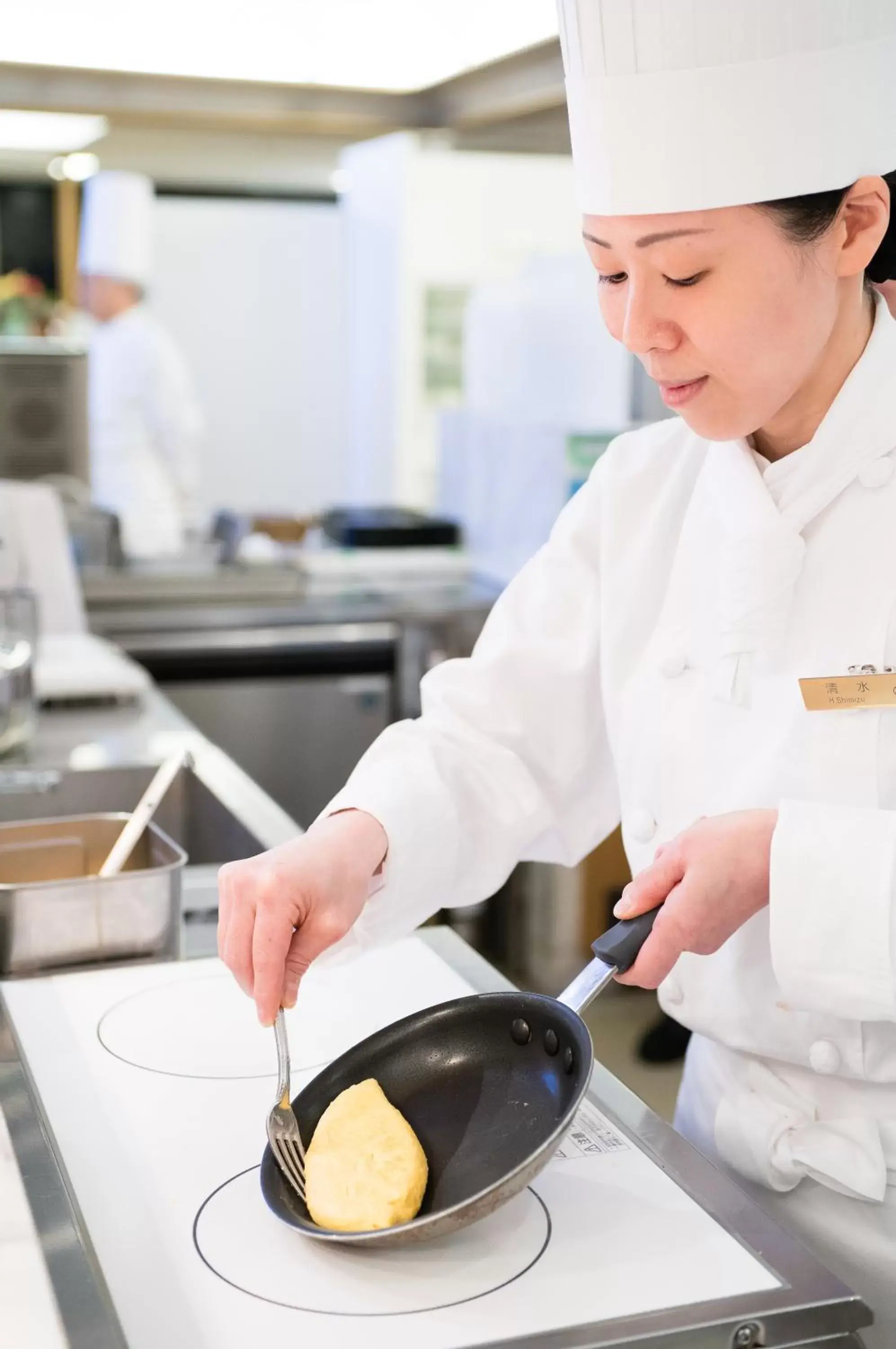 Buffet breakfast, Staff in Hotel Granvia Osaka-JR Hotel Group