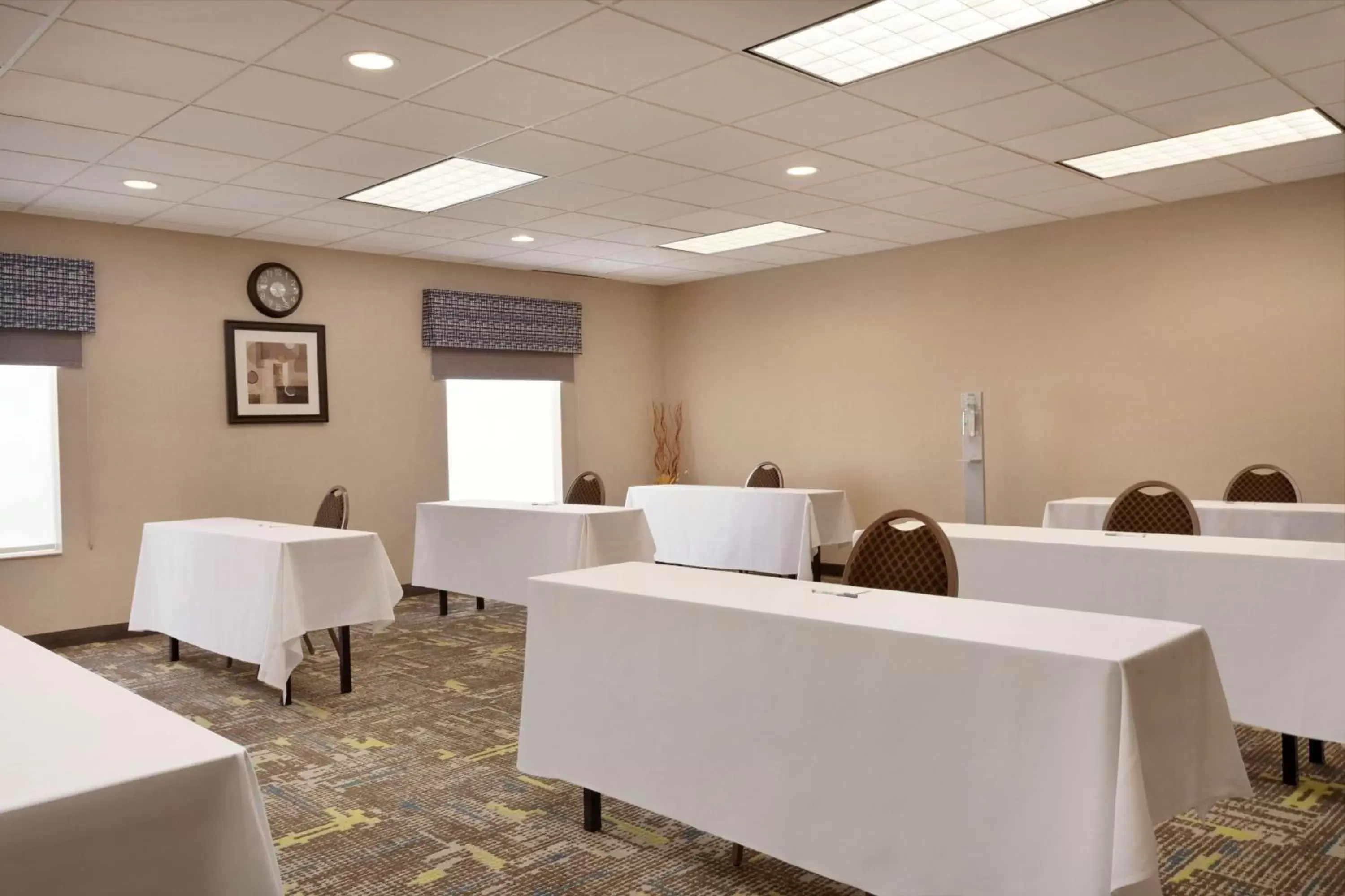 Meeting/conference room in Hampton Inn St. Louis-Columbia