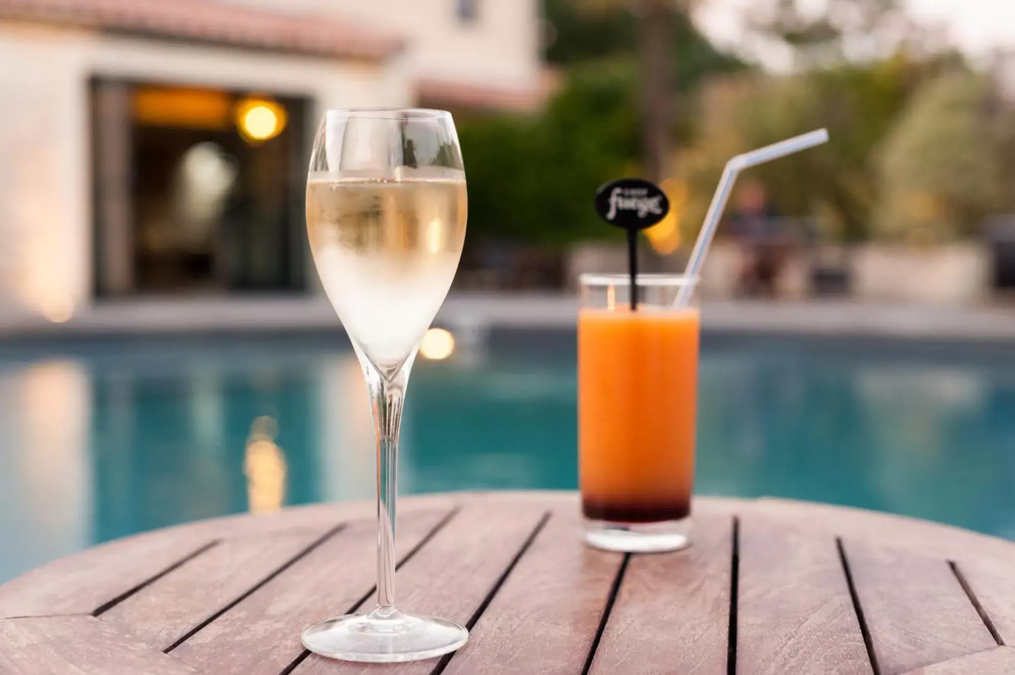 Summer, Swimming Pool in The Originals Boutique, Hôtel La Grange, Niort (Qualys-Hotel)