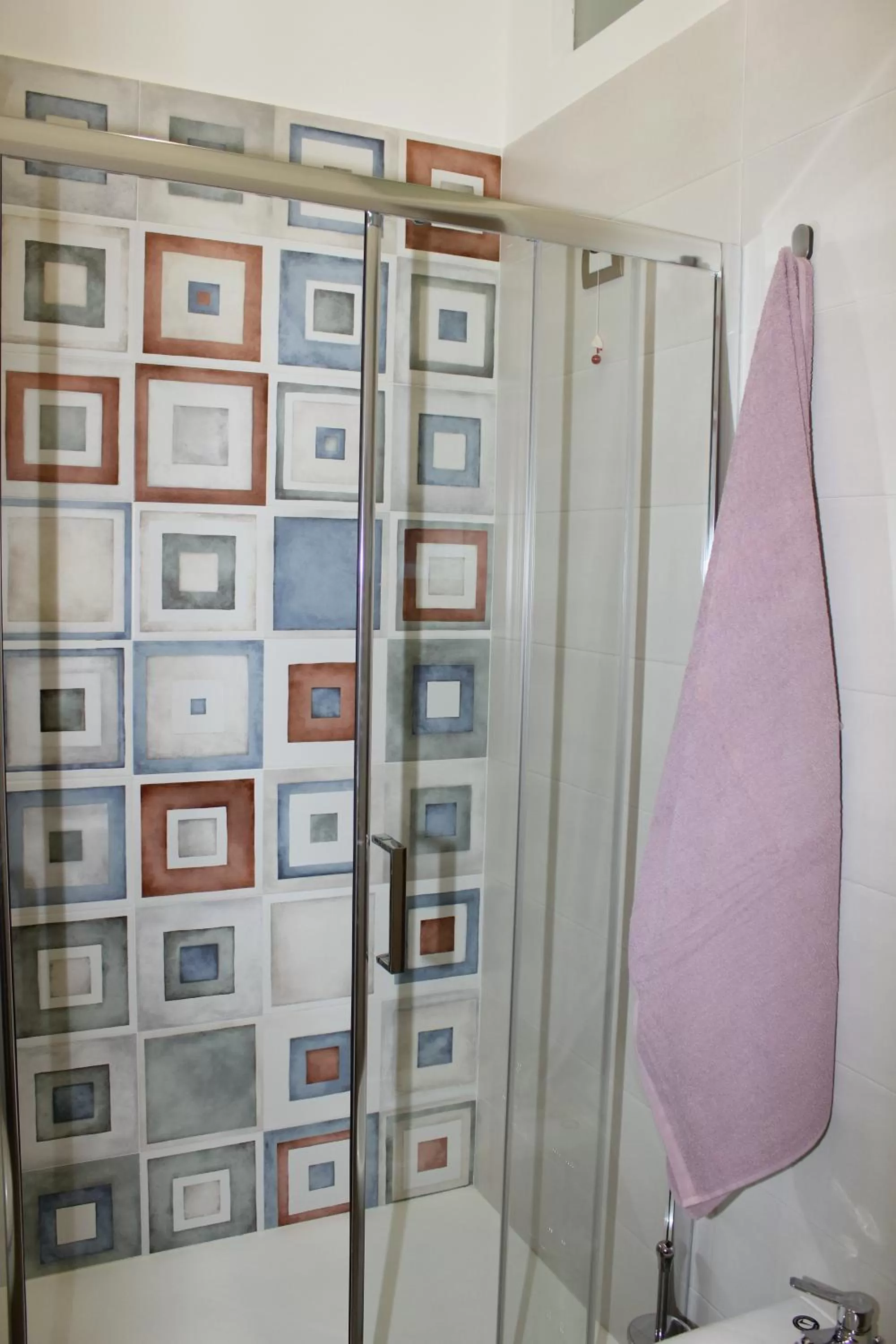 Bathroom in B&B 80056 Ercolano