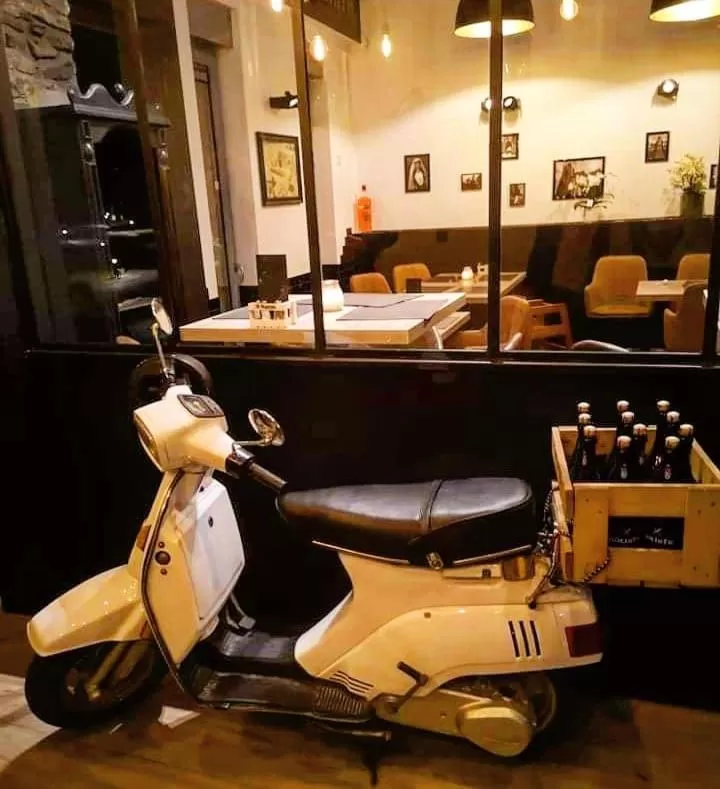 Restaurant/places to eat in L auberge de l Entre Potes- Bolia