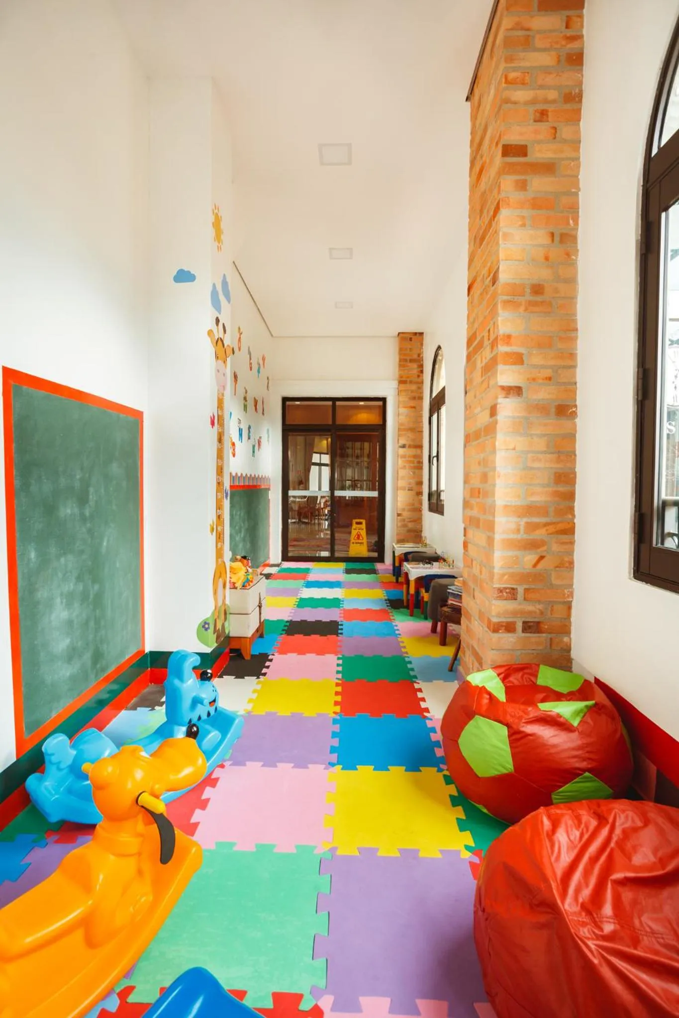 Day in Pousada Luis XV