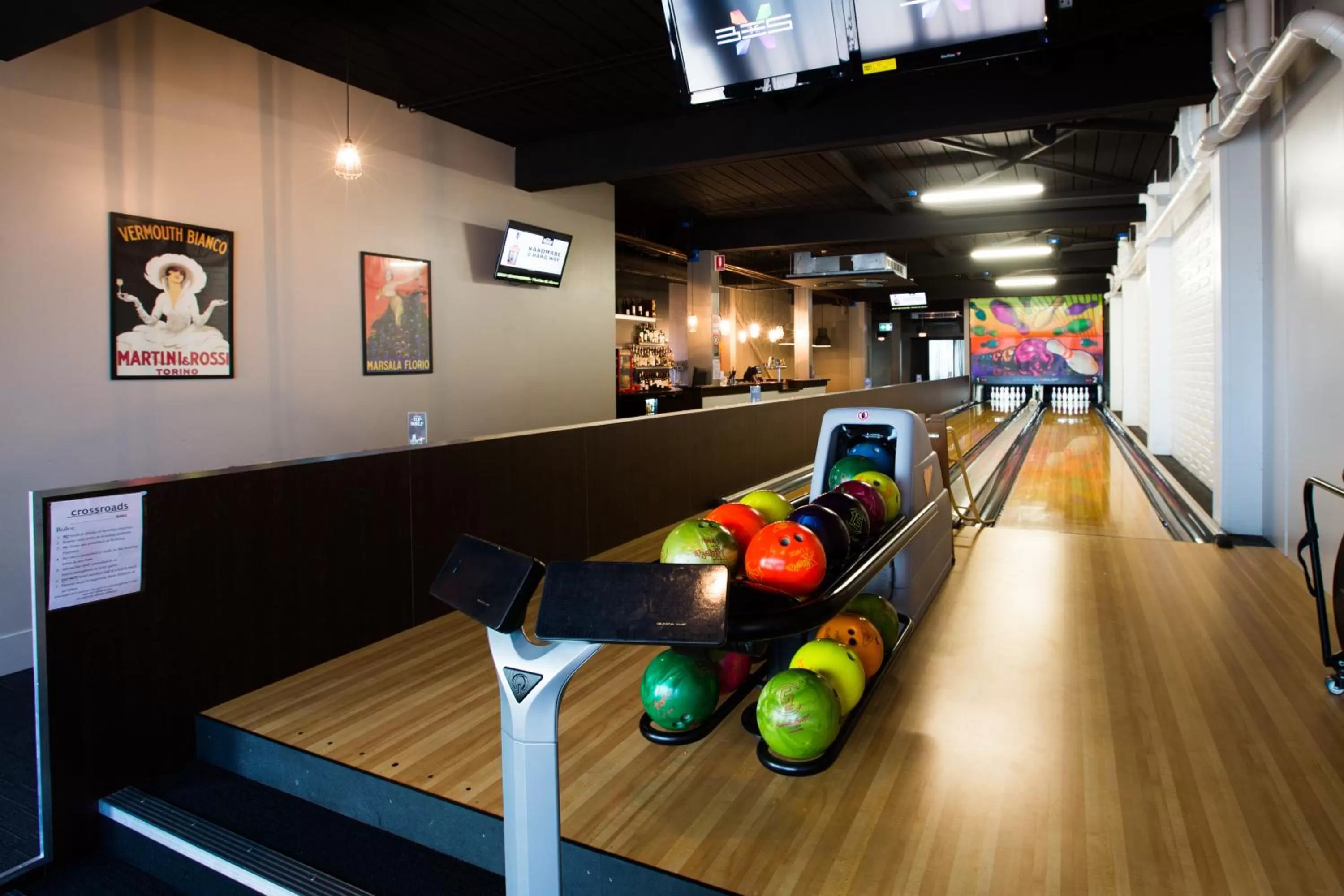 Bowling in Crossroads Hotel