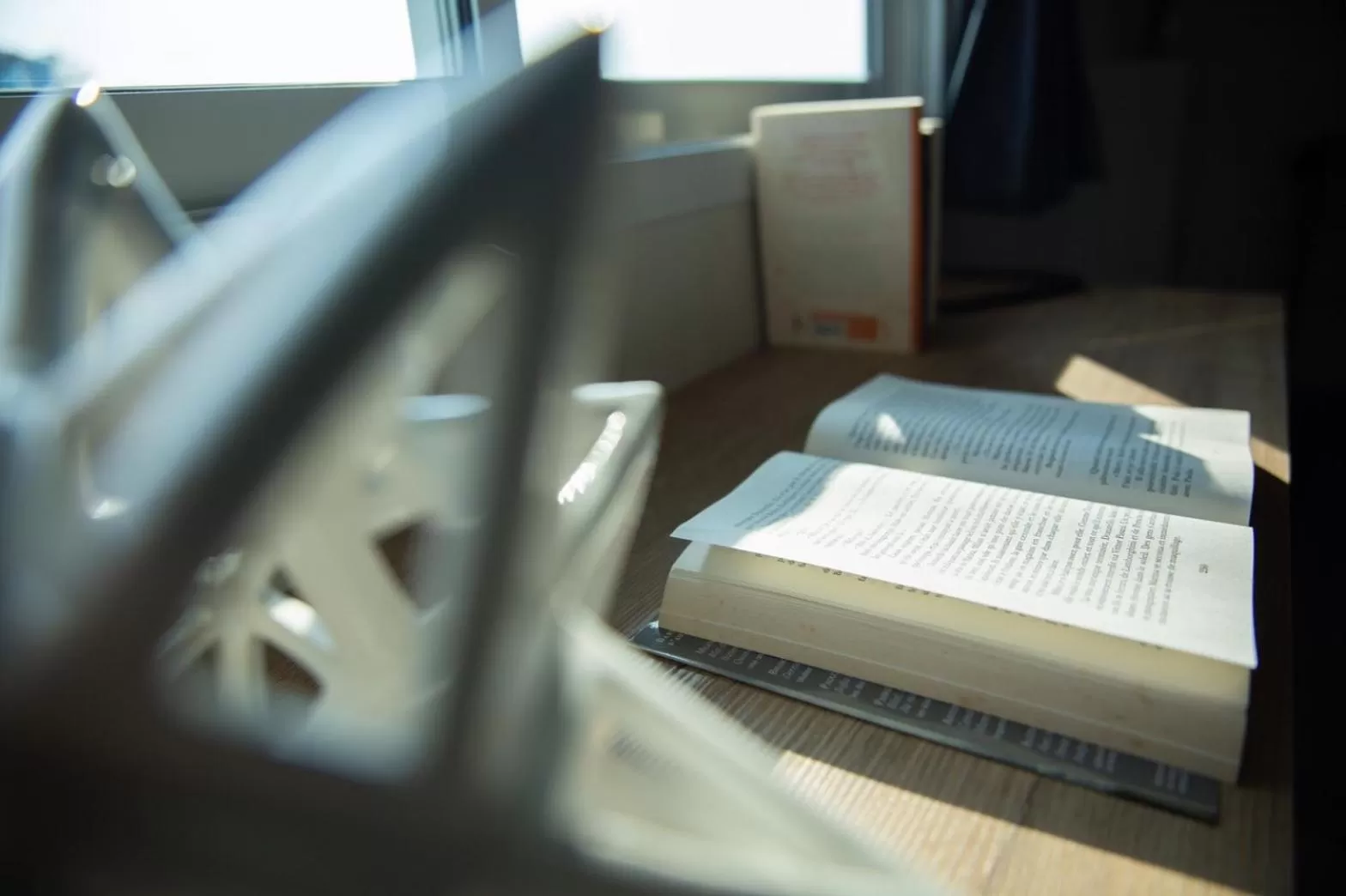 Seating area, Bed in THE BEACH CHA AM Suites
