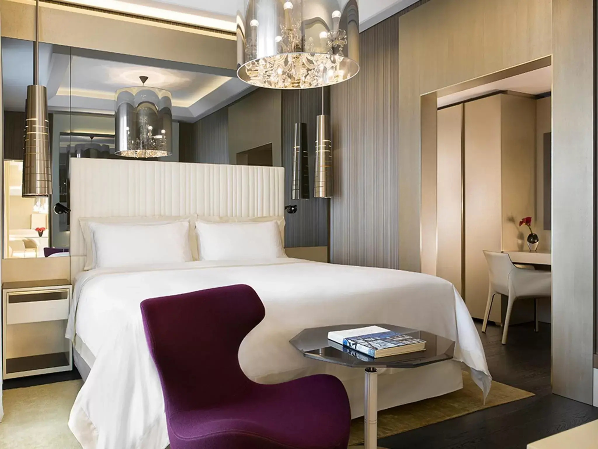 Bedroom, Bed in Excelsior Hotel Gallia, a Luxury Collection Hotel, Milan