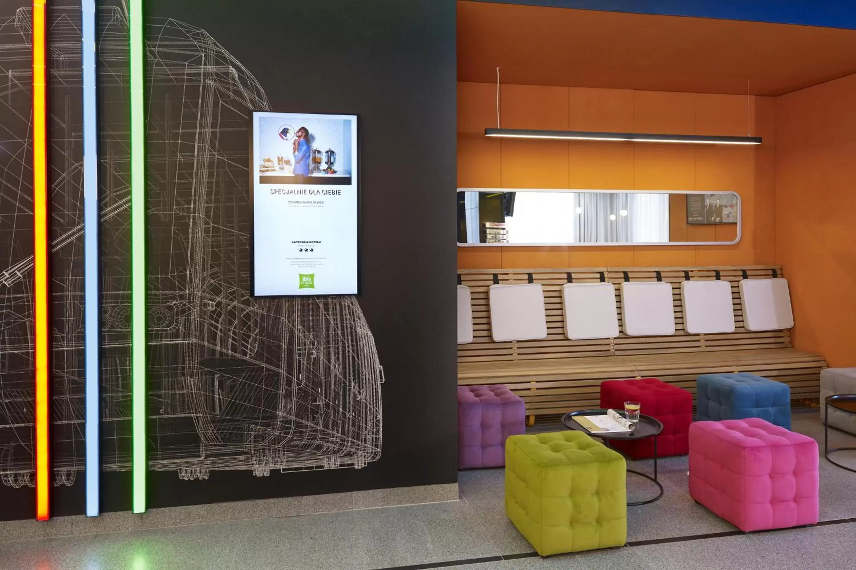 Lobby or reception in ibis Styles Warszawa City