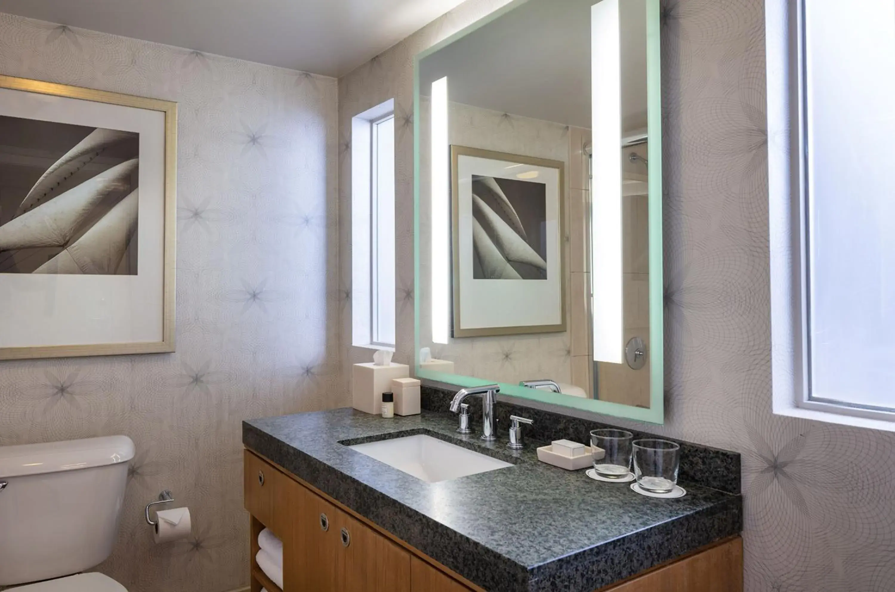Bathroom in Newport Harbor Island Resort