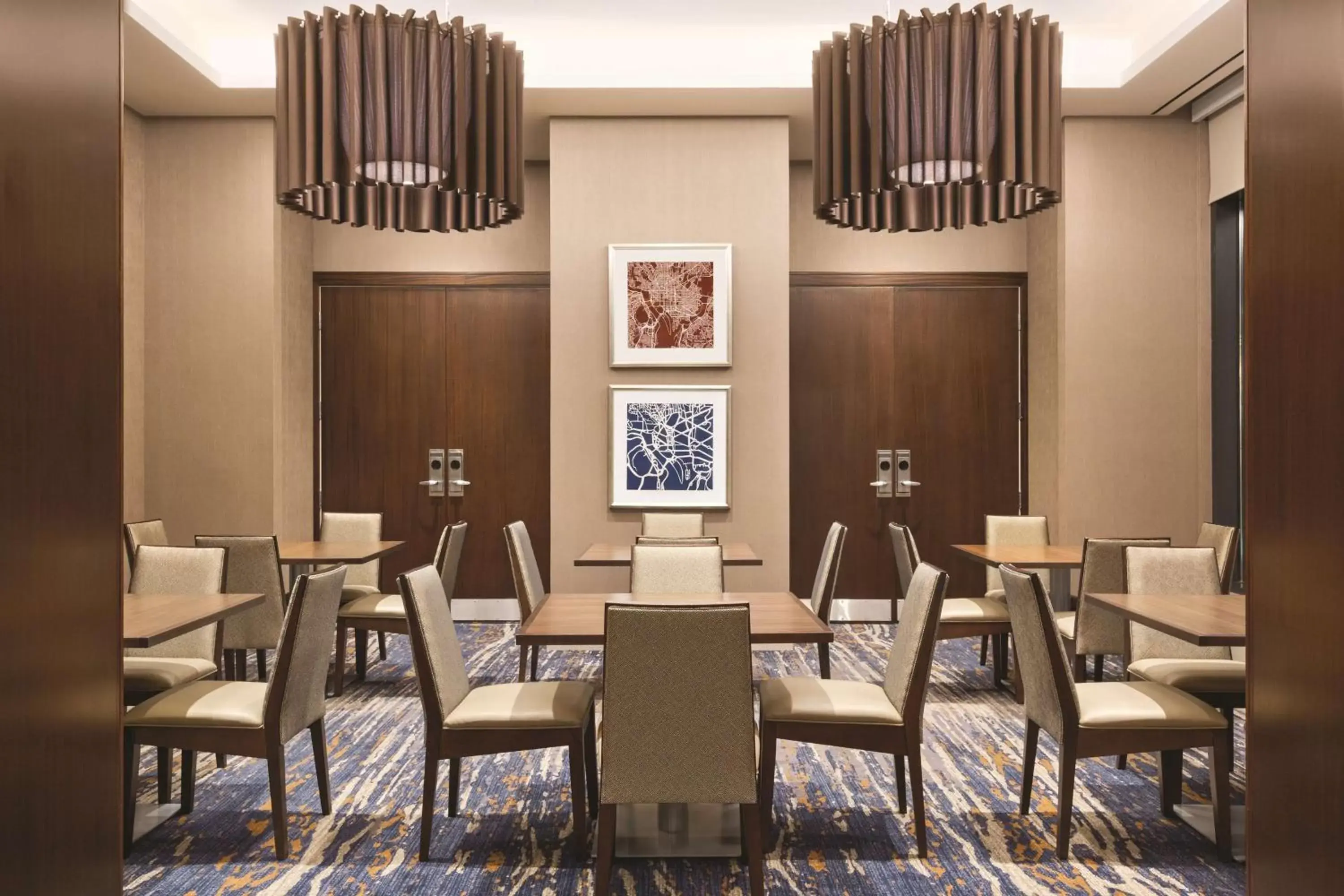 Lounge or bar in Homewood Suites by Hilton Washington DC Capitol-Navy Yard Lounge or bar in Homewood Suites by Hilton Washington DC Capitol-Navy Yard