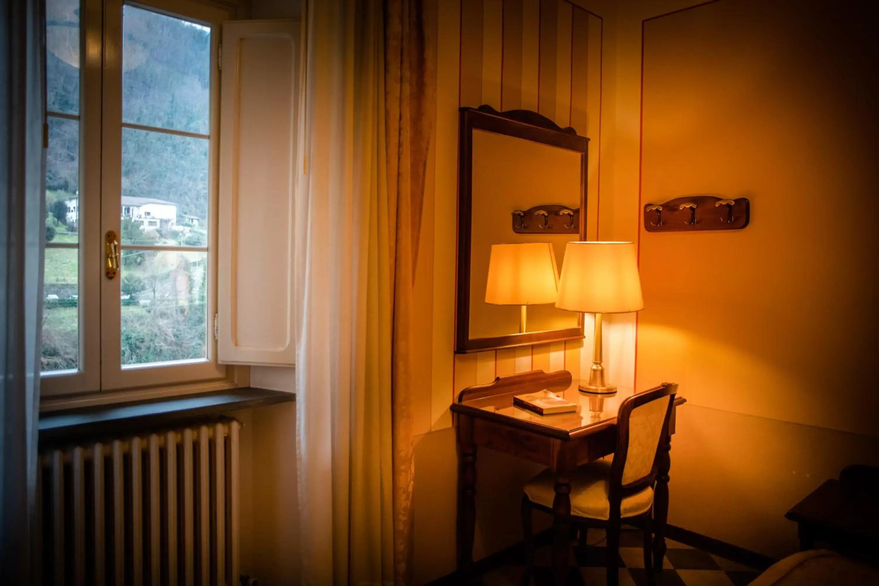 Bedroom, Seating Area in Park Hotel Regina - with air-condition and pool