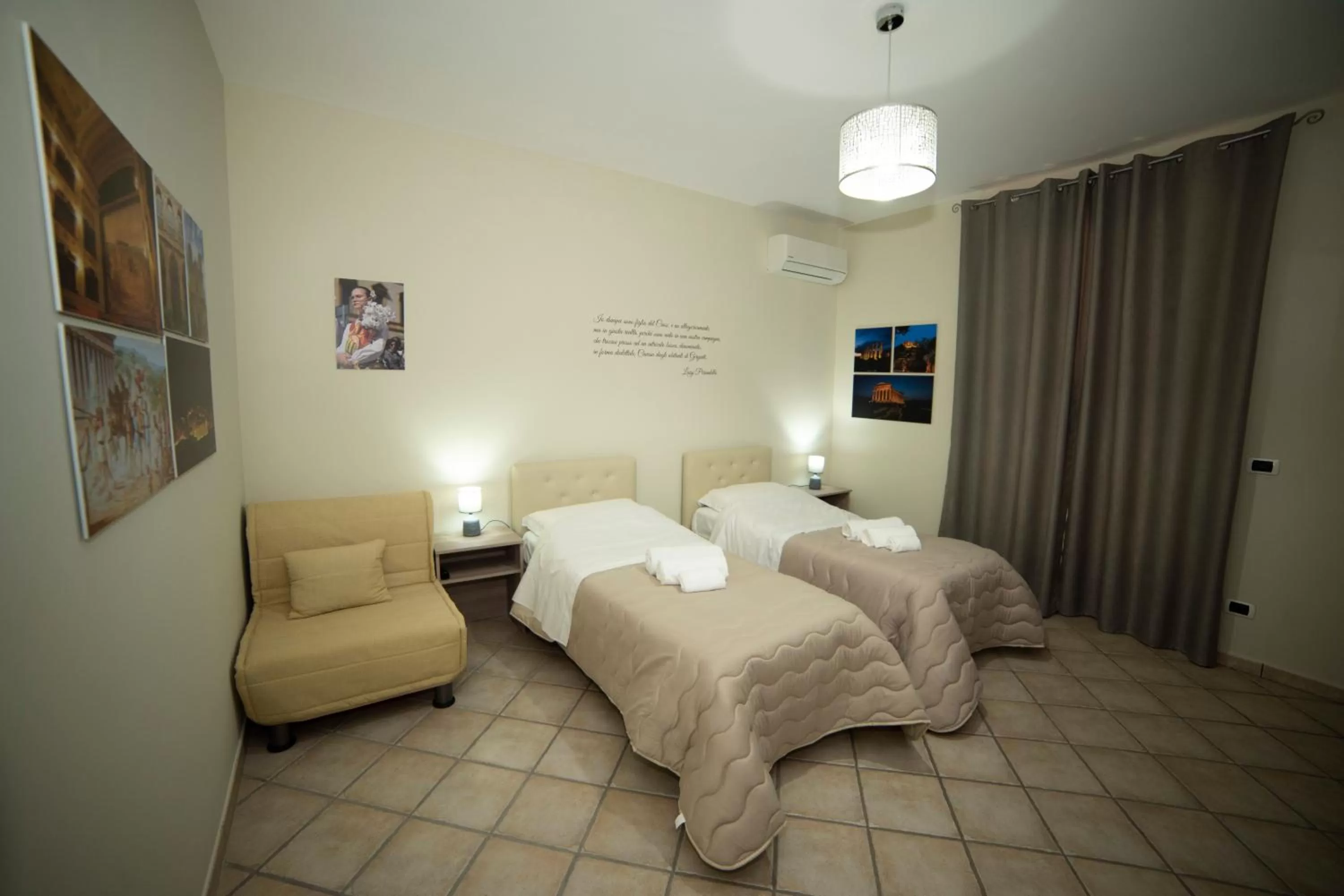 Bedroom, Bed in B&B La Terrazza Degli Scrittori