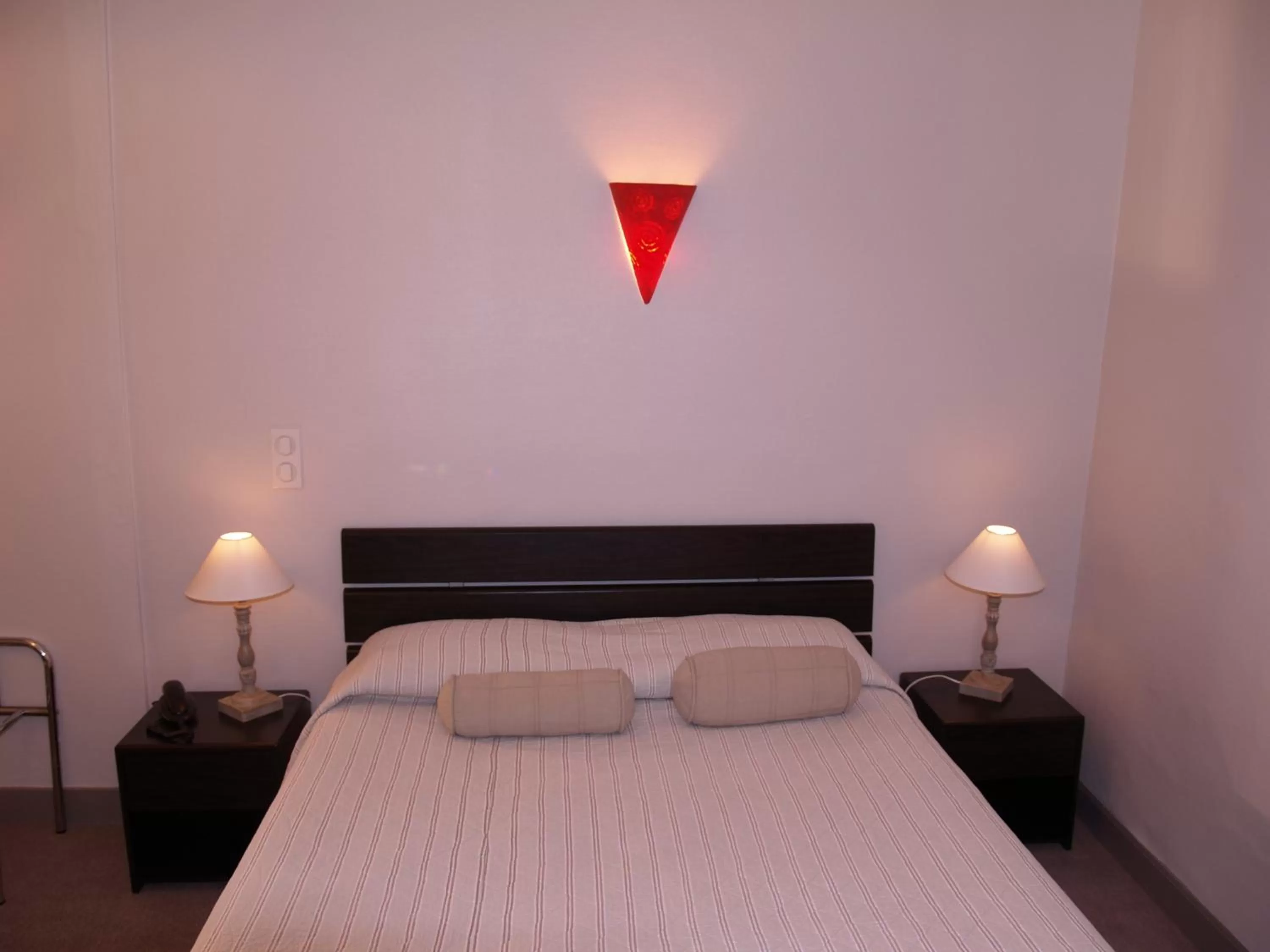 Bedroom in Hôtel Central