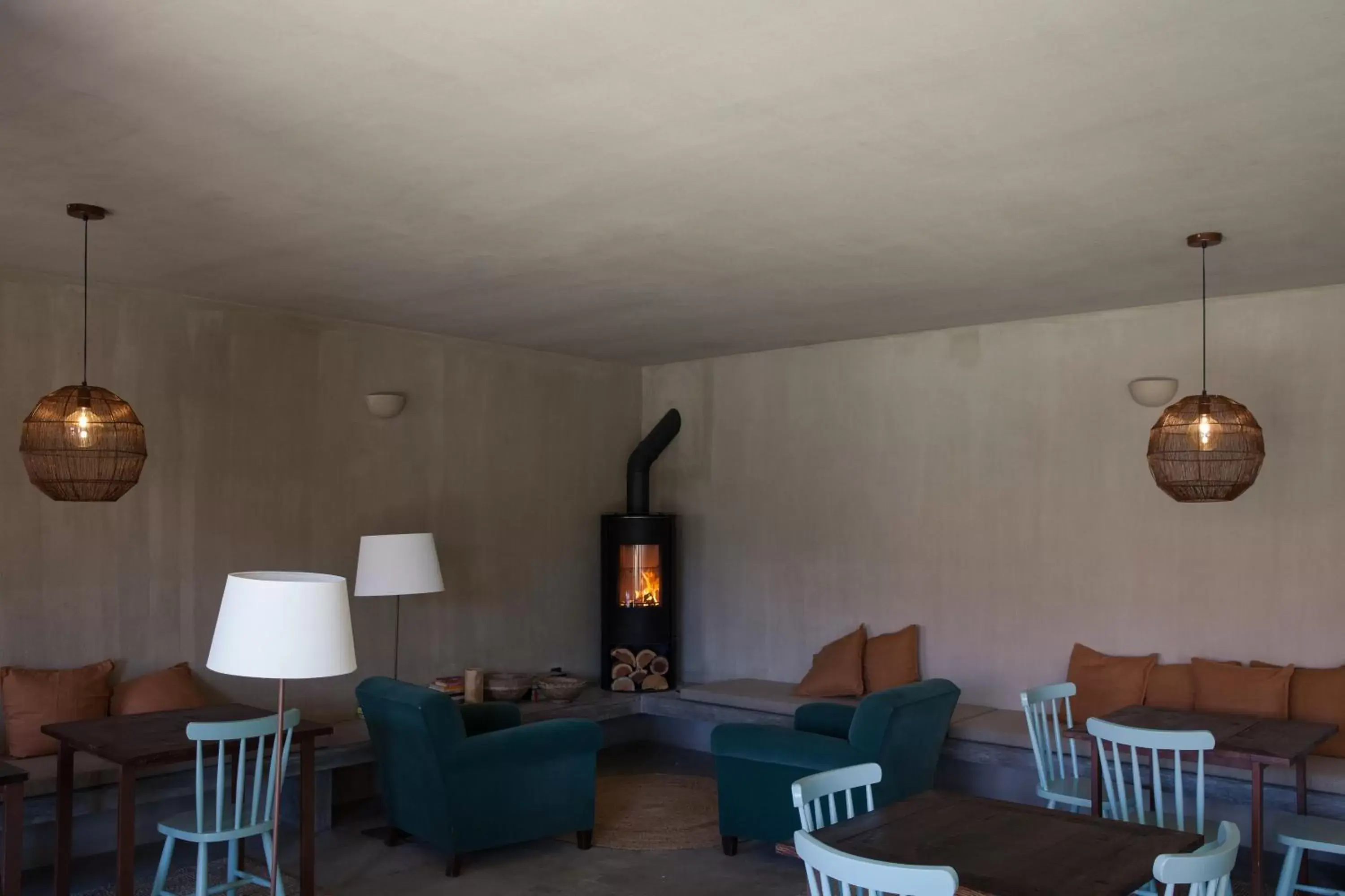 Living room, Seating Area in Azenhas do Mar Valley House