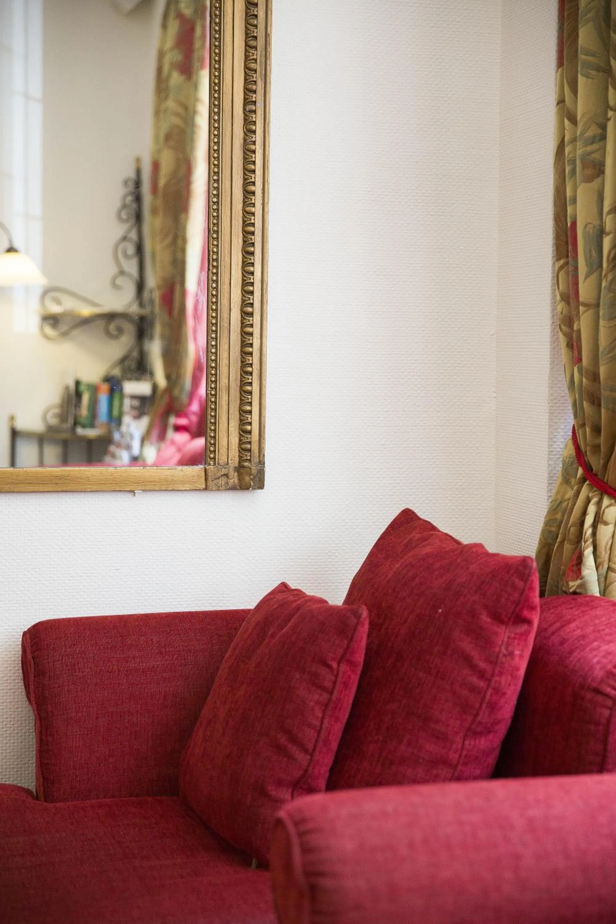 Decorative detail in New Orient Hotel