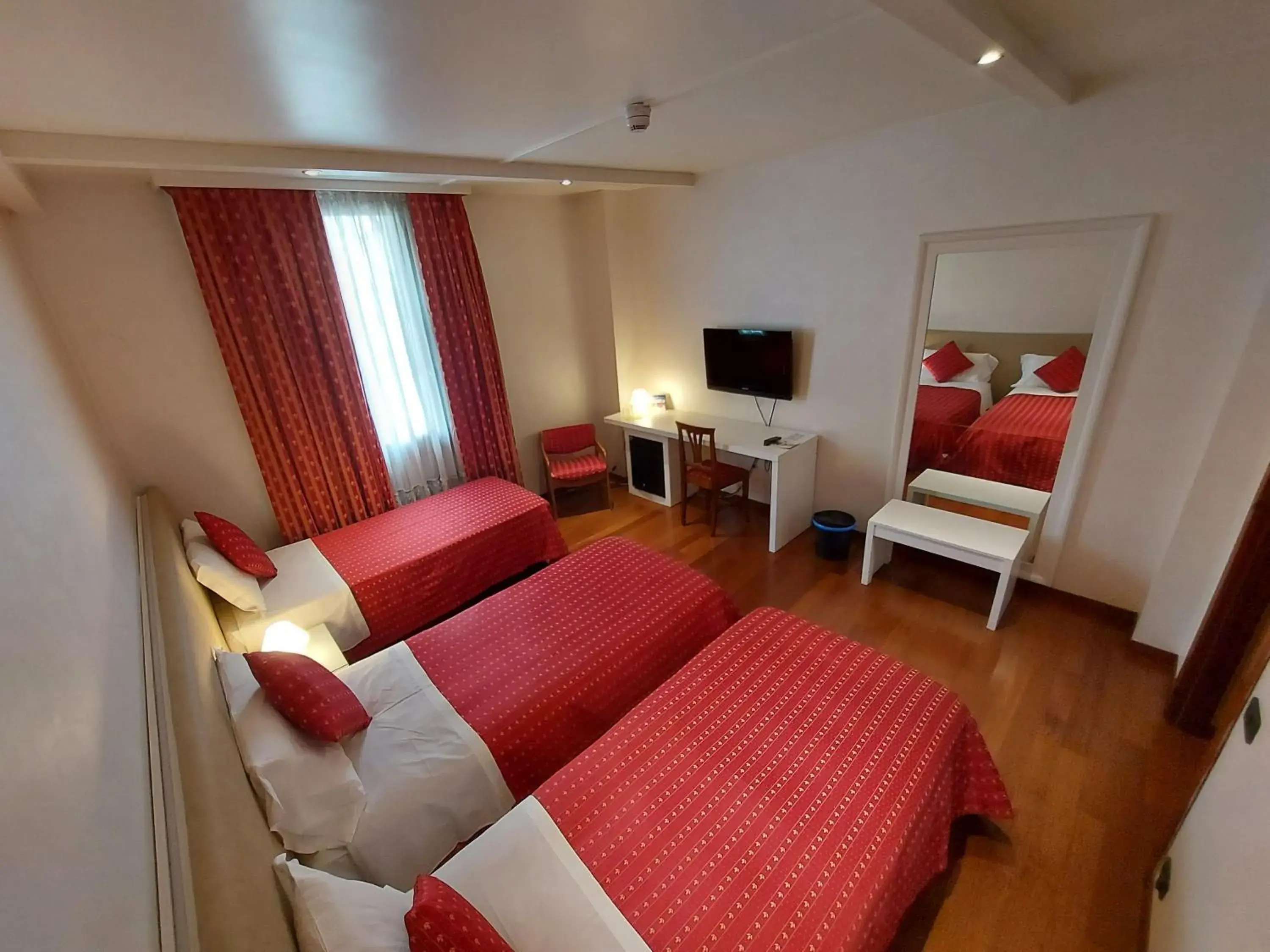 Bed in Hotel Posta 77