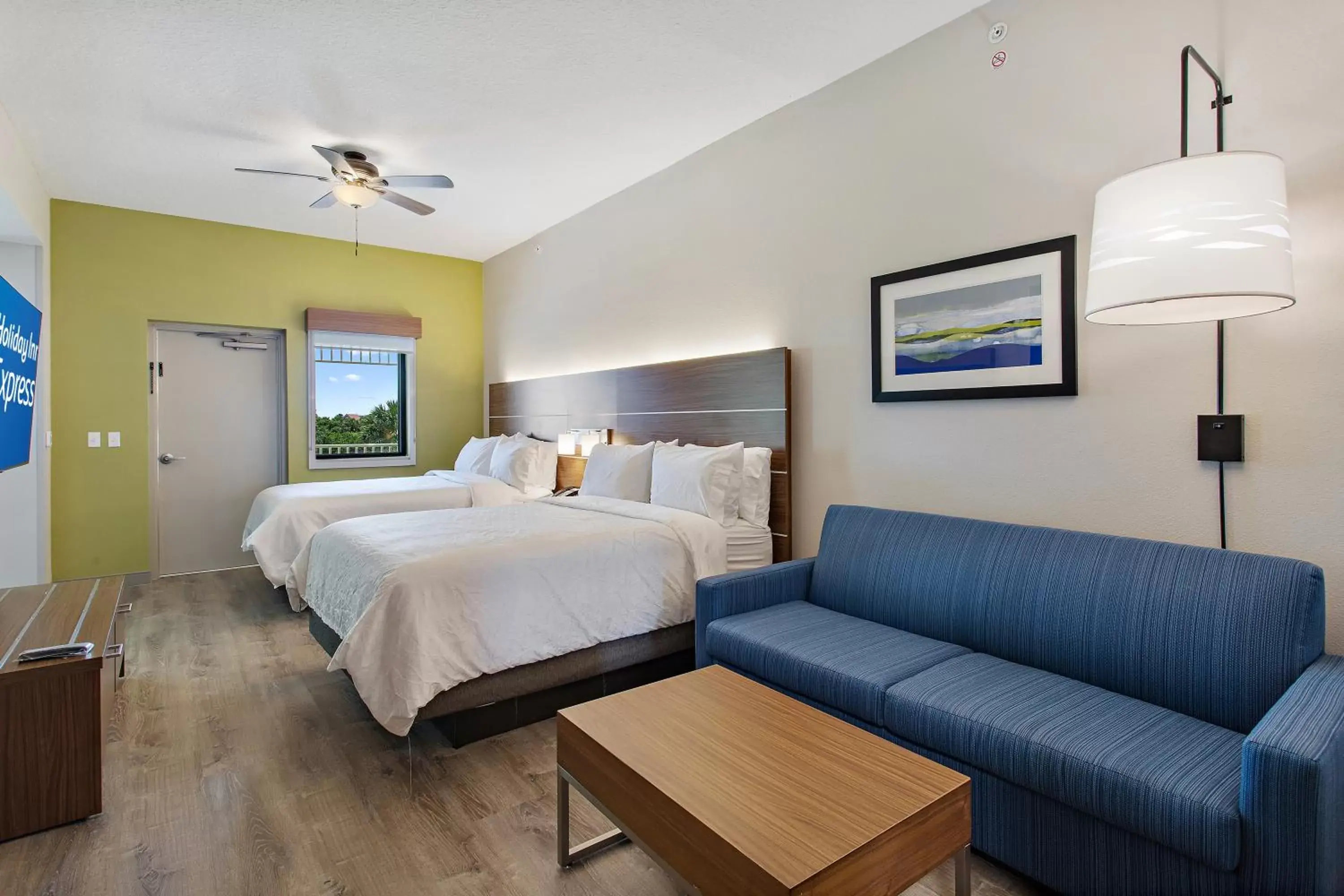 Bedroom in Holiday Inn Express St. Augustine - Vilano Beach, an IHG Hotel