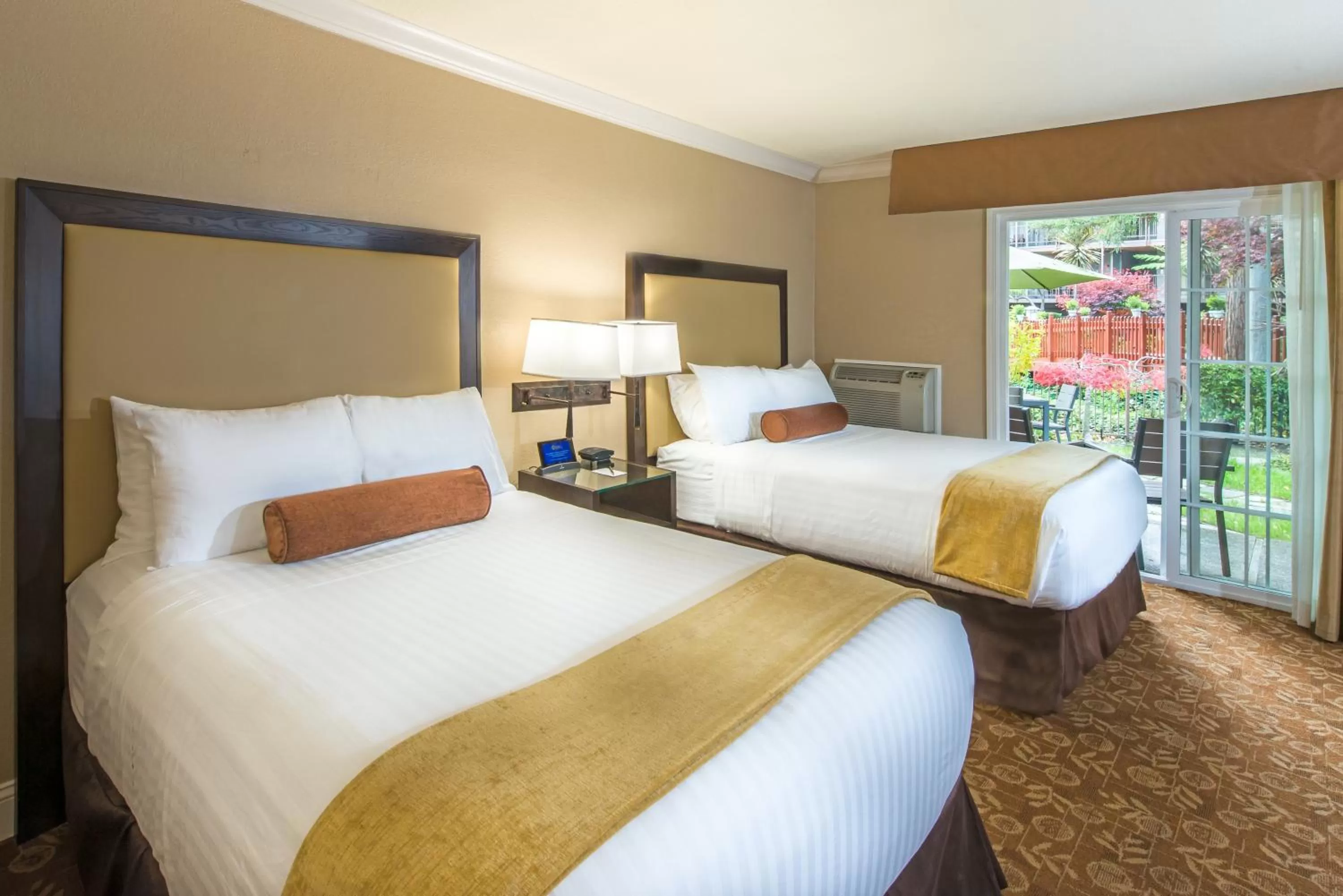 Bed in The Creekside Inn