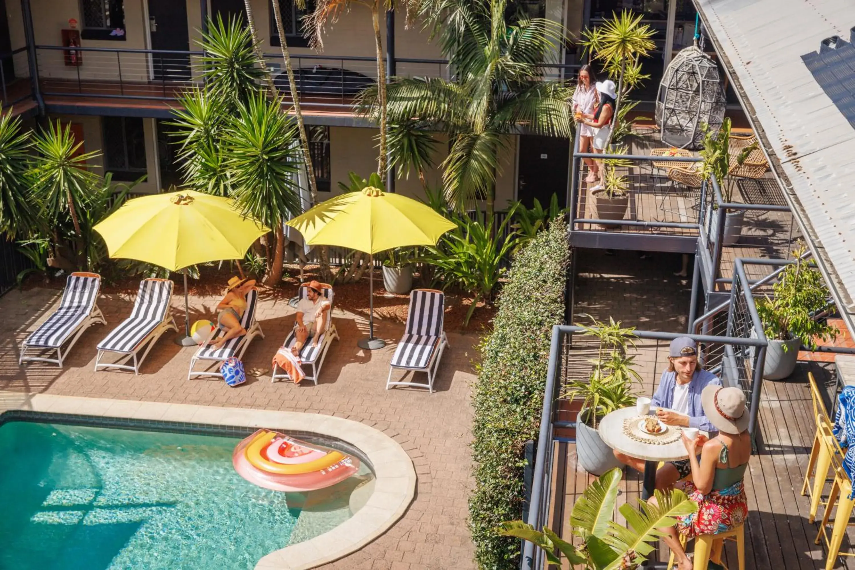 Swimming pool, Pool View in YHA Byron Bay