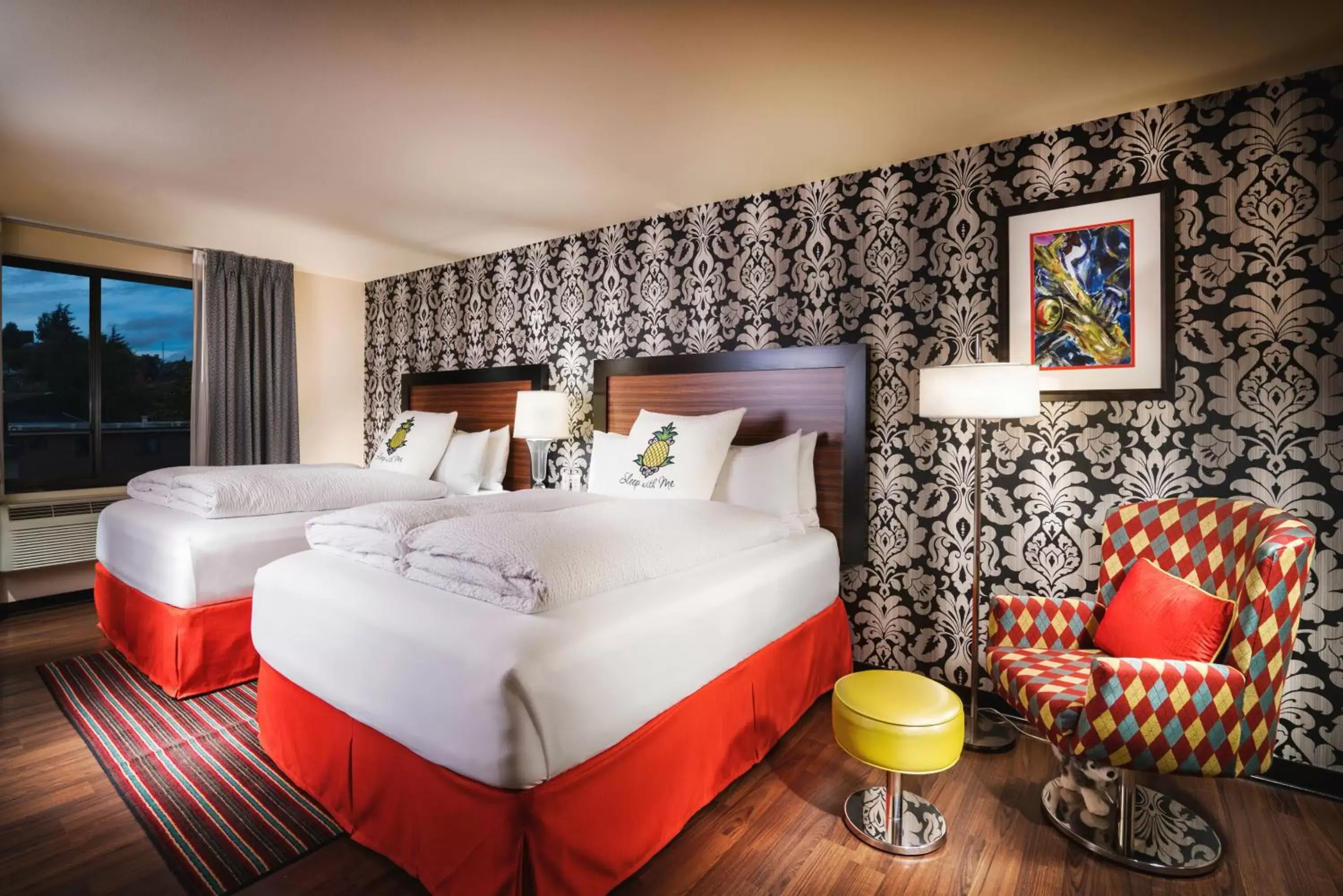 Maestro Suite in Staypineapple, The Maxwell Hotel, Seattle Center Seattle Maestro Suite in Staypineapple, The Maxwell Hotel, Seattle Center Seattle