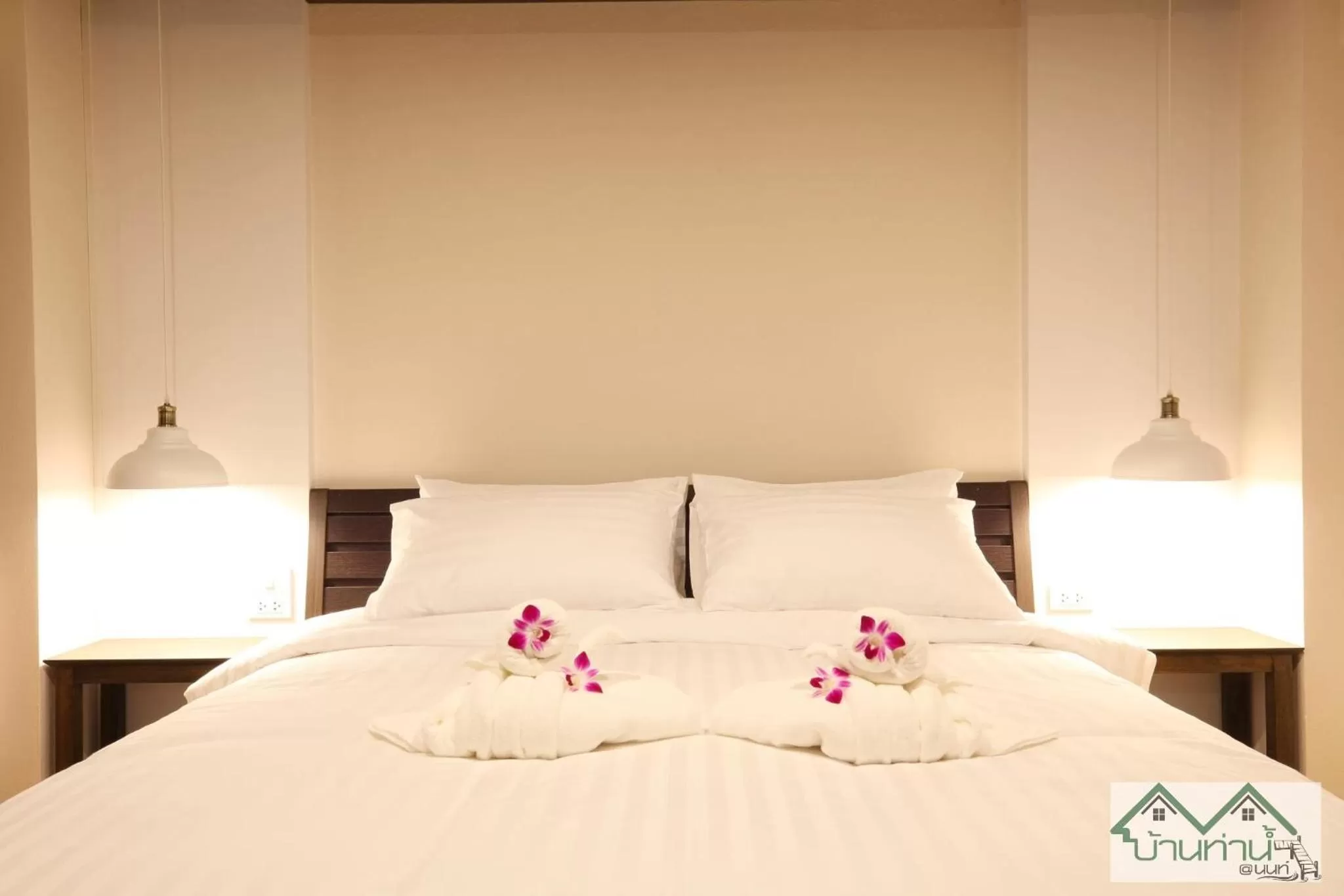 Bed in Baanthanam Nont